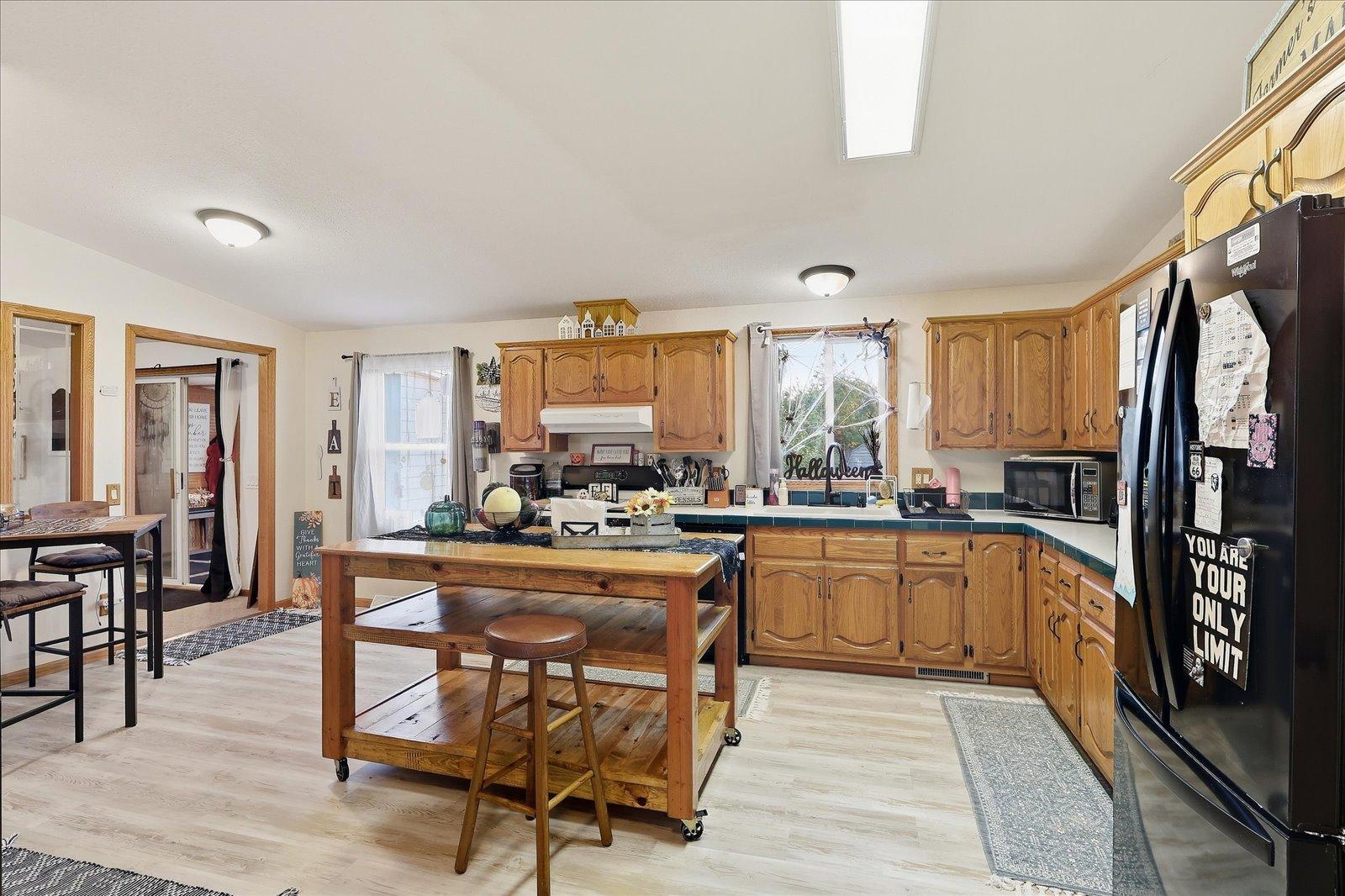 1998 single family home for sale at 312 Lawson Avenue in Bovey, MN — 3 bed, 2 bath (photo 19 of 61)