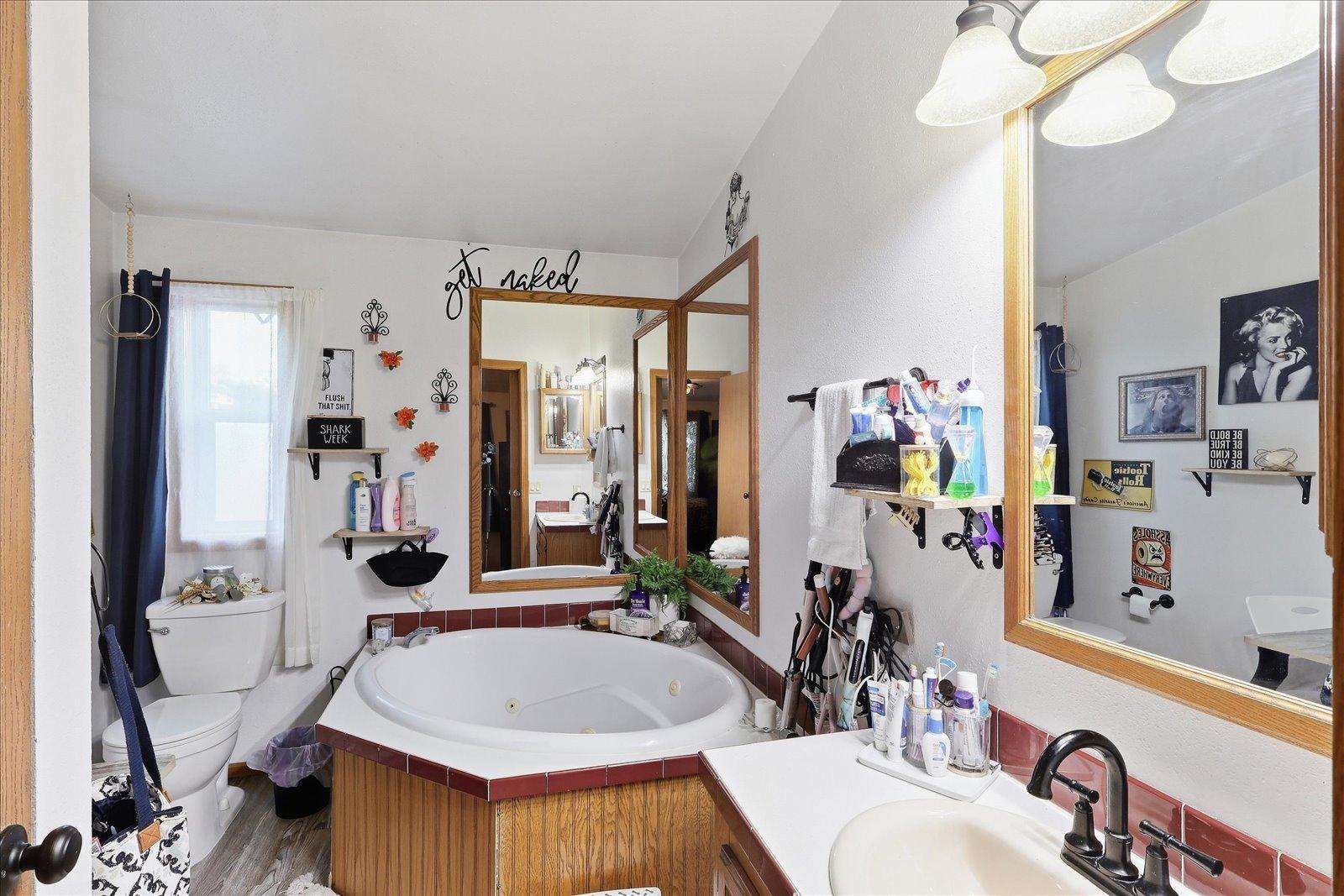 1998 single family home for sale at 312 Lawson Avenue in Bovey, MN — 3 bed, 2 bath (photo 24 of 61)