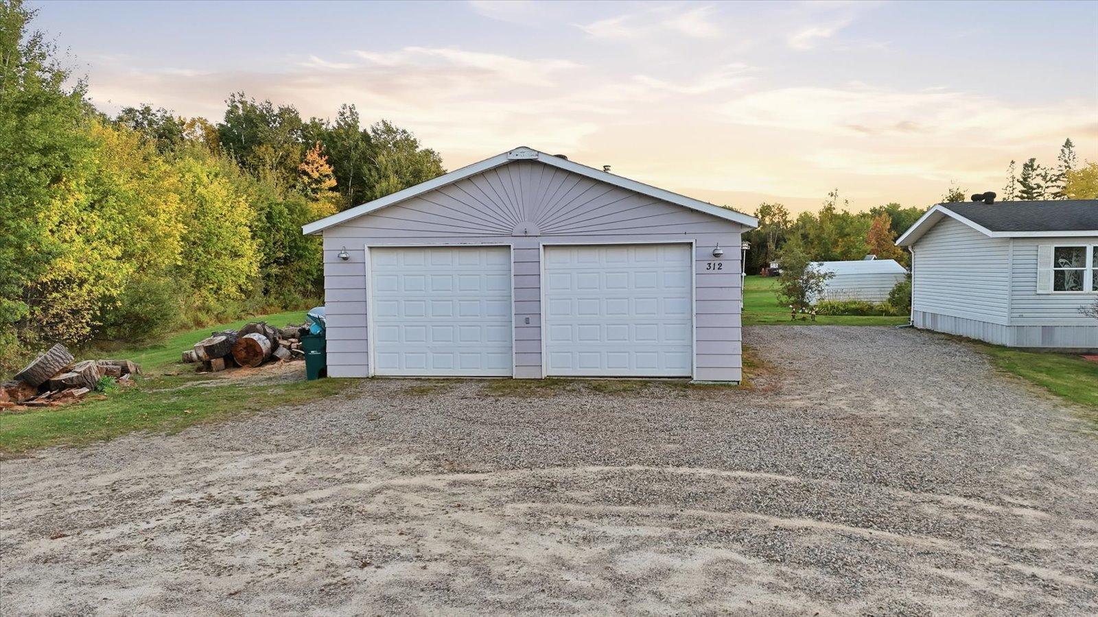 1998 single family home for sale at 312 Lawson Avenue in Bovey, MN — 3 bed, 2 bath (photo 50 of 61)