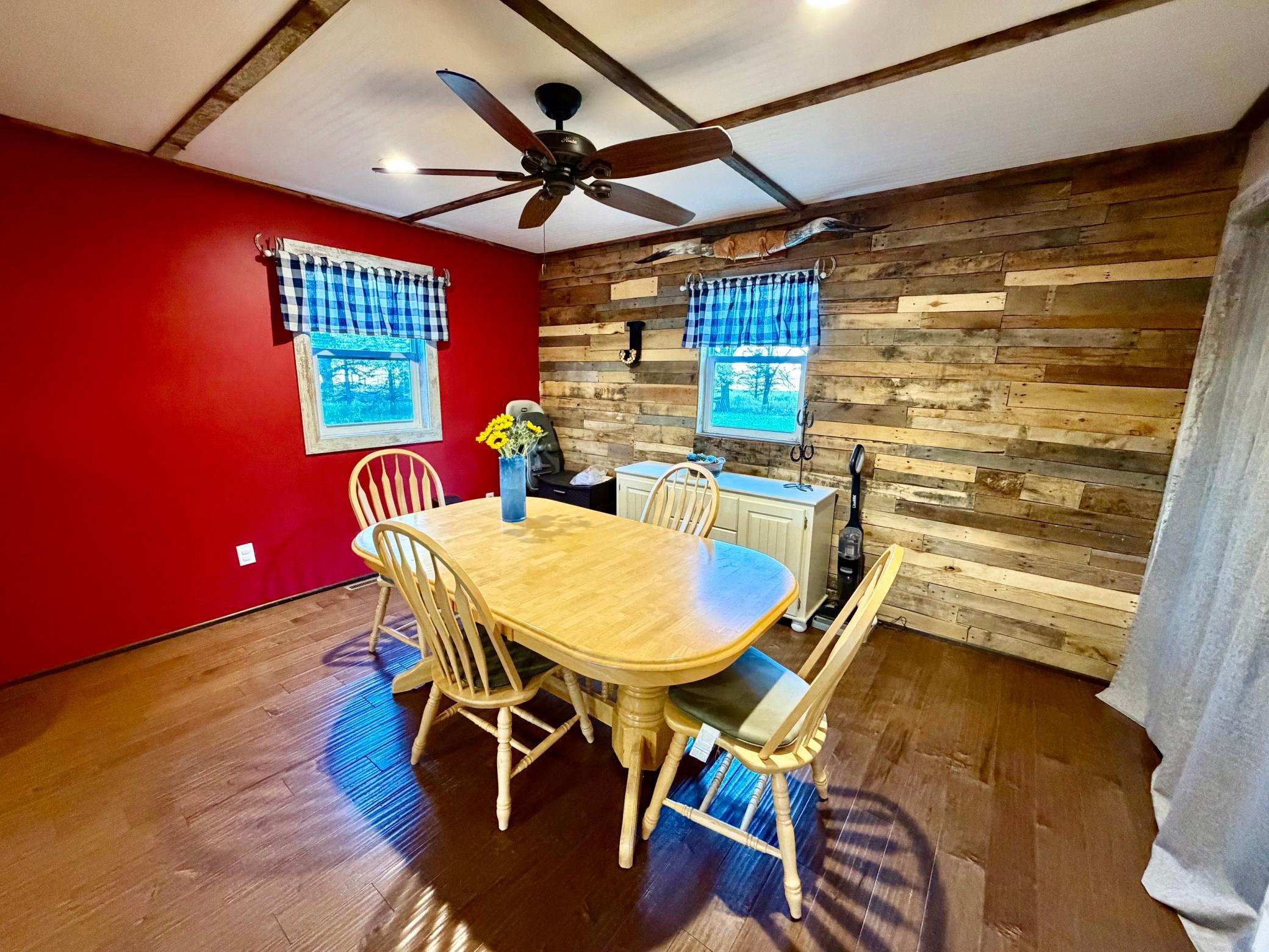 1950 single family home for sale at 37871 US Highway 59 Highway NW in Newfolden, MN — 4 bed, 2 bath (photo 8 of 23)