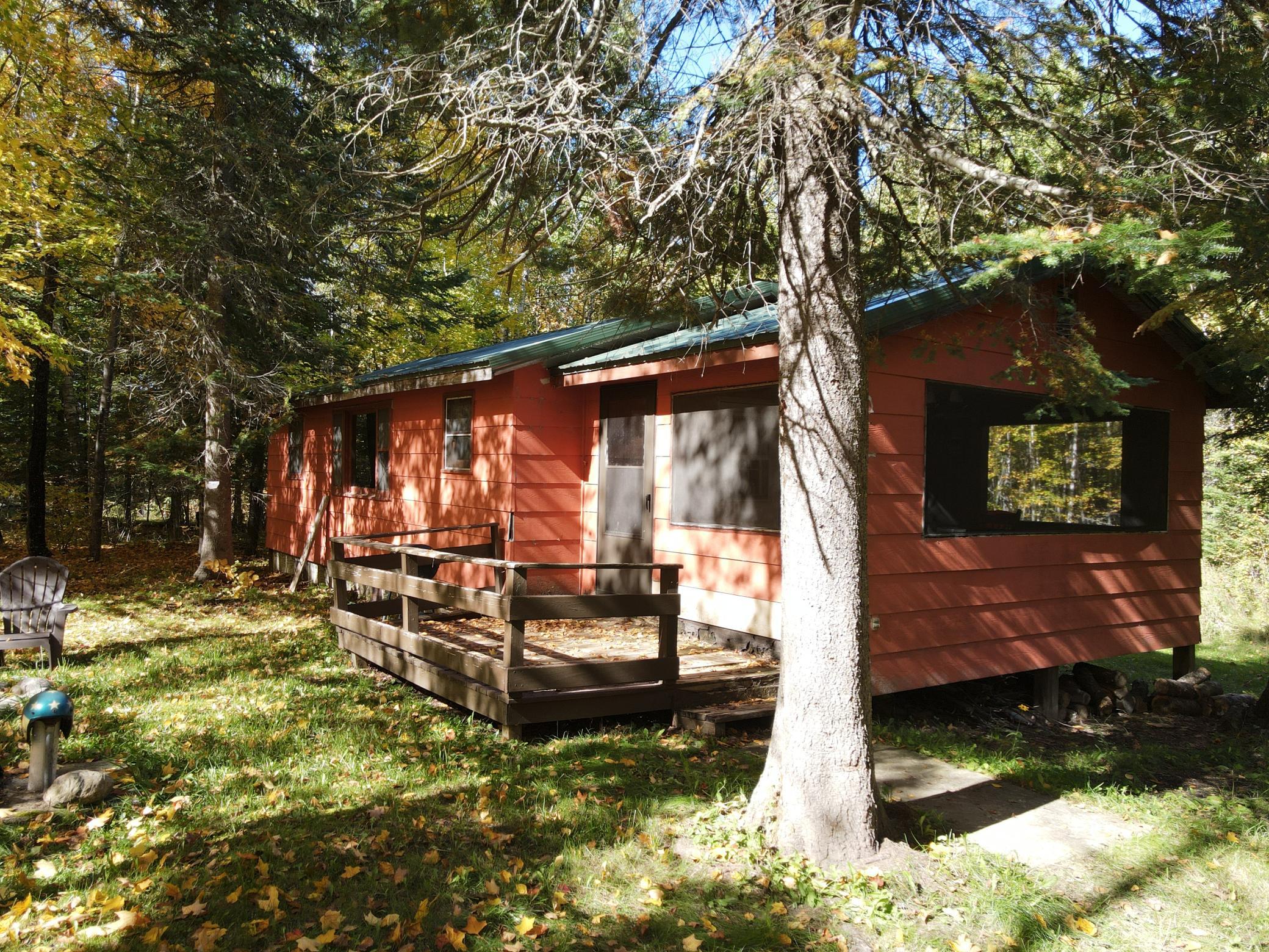 1990 single family home for sale at 41748 Teal RD in Bigfork, MN — 2 bed, 1 bath (photo 2 of 27)