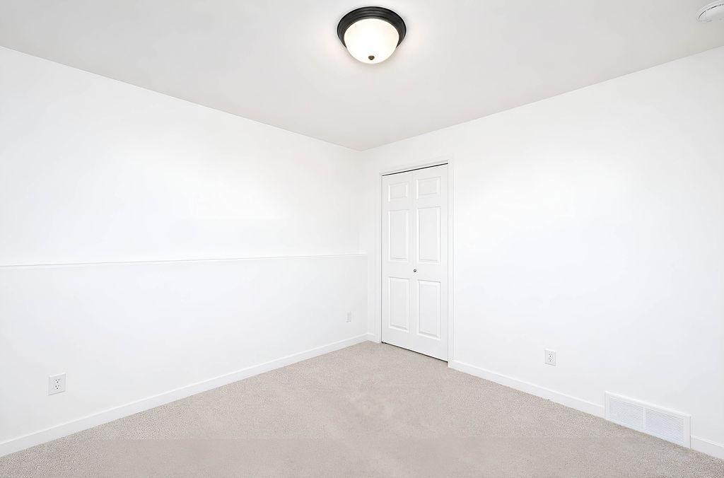 2025 single family home for sale at 2516 38th Avenue S in Moorhead, MN — 3 bed, 2 bath (photo 31 of 33)