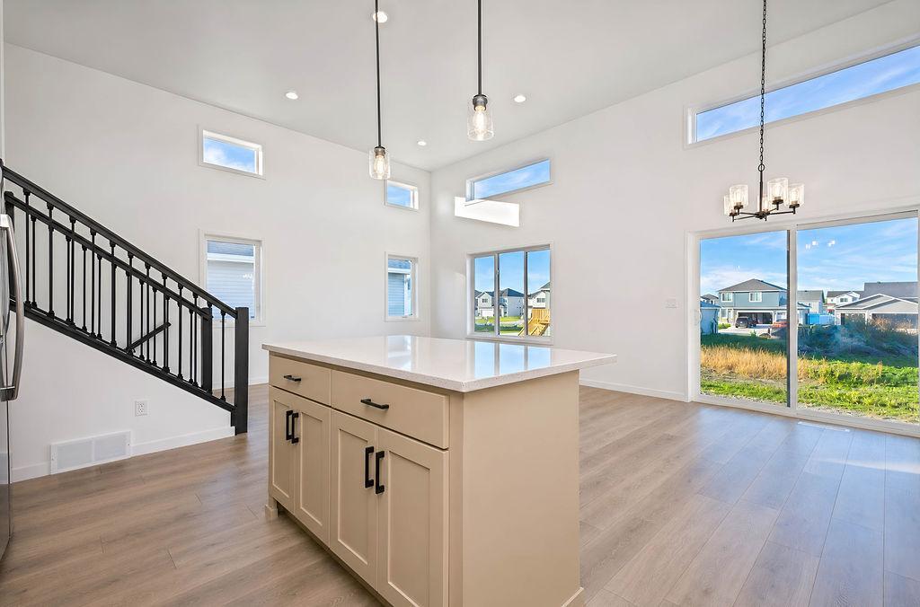 2025 single family home for sale at 2516 38th Avenue S in Moorhead, MN — 3 bed, 2 bath (photo 10 of 33)
