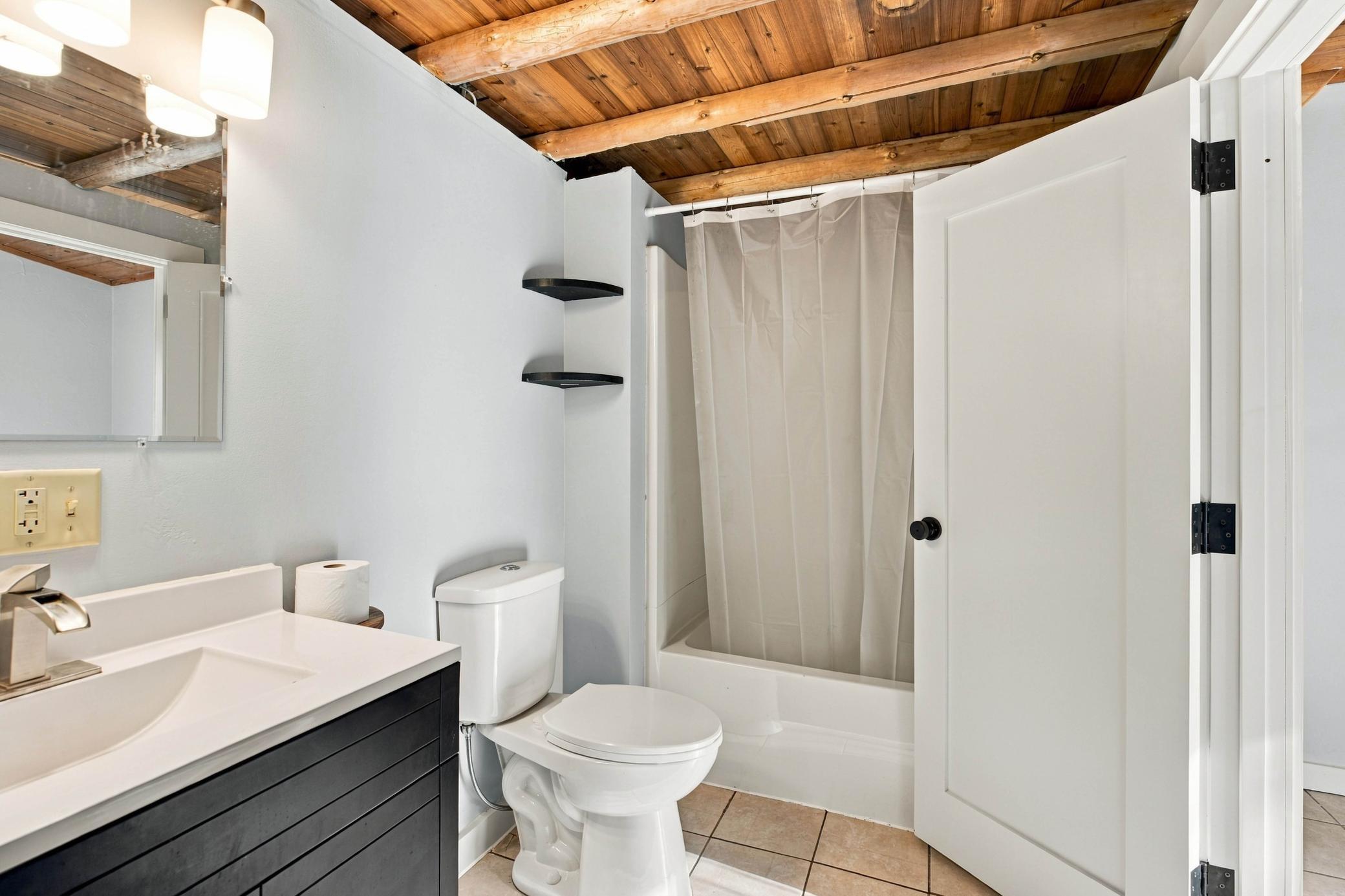 2001 single family home for sale at 36172 Bonnie Lakes Road in Crosslake, MN — 1 bed, 1 bath (photo 17 of 32)