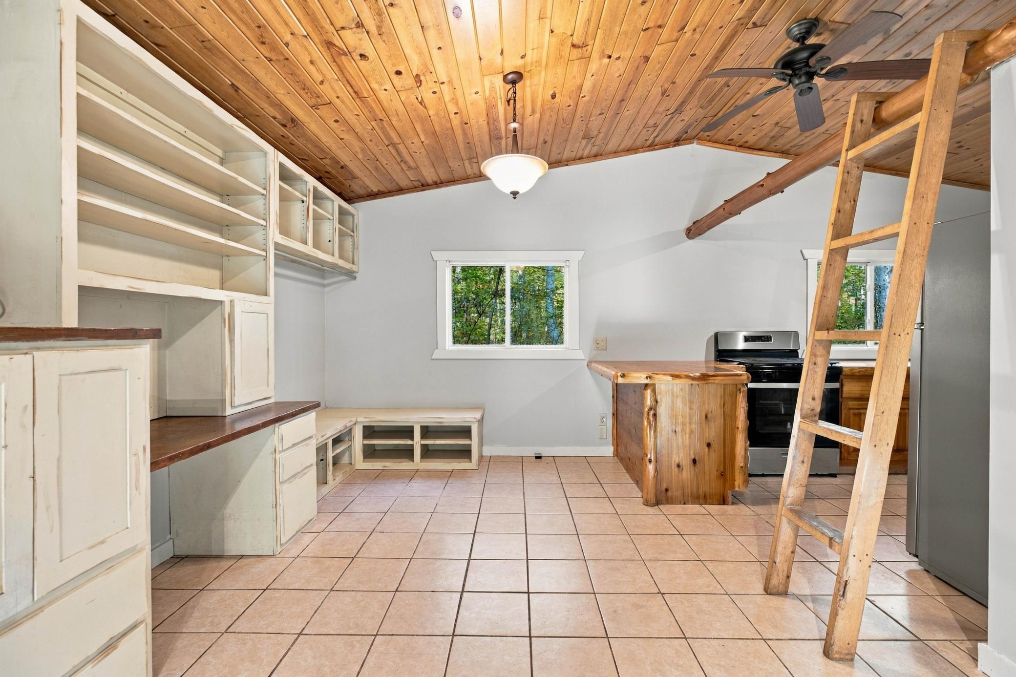 2001 single family home for sale at 36172 Bonnie Lakes Road in Crosslake, MN — 1 bed, 1 bath (photo 9 of 32)
