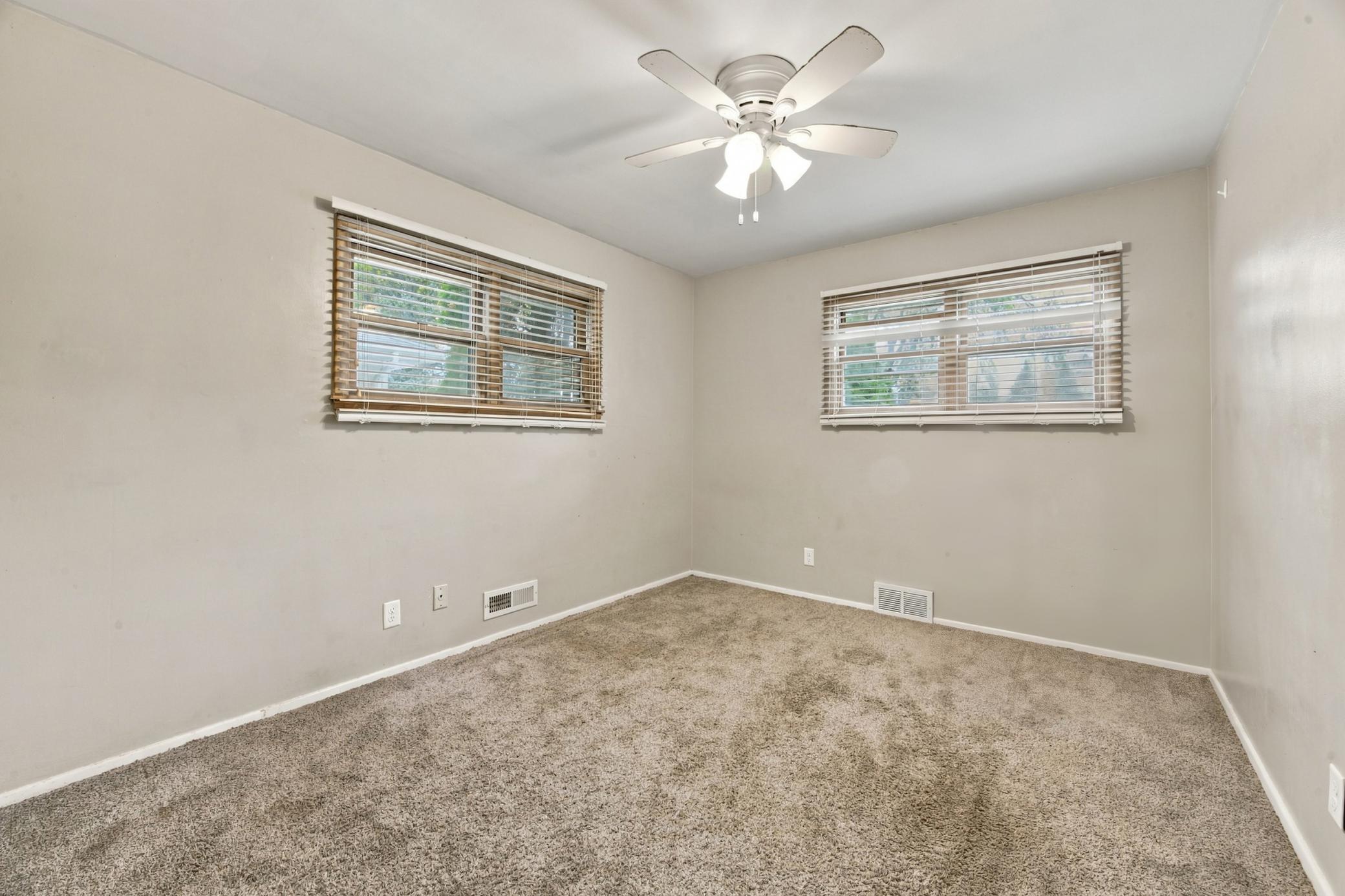 1956 single family home for sale at 1509 9th Avenue S in Moorhead, MN — 4 bed, 3 bath (photo 14 of 33)
