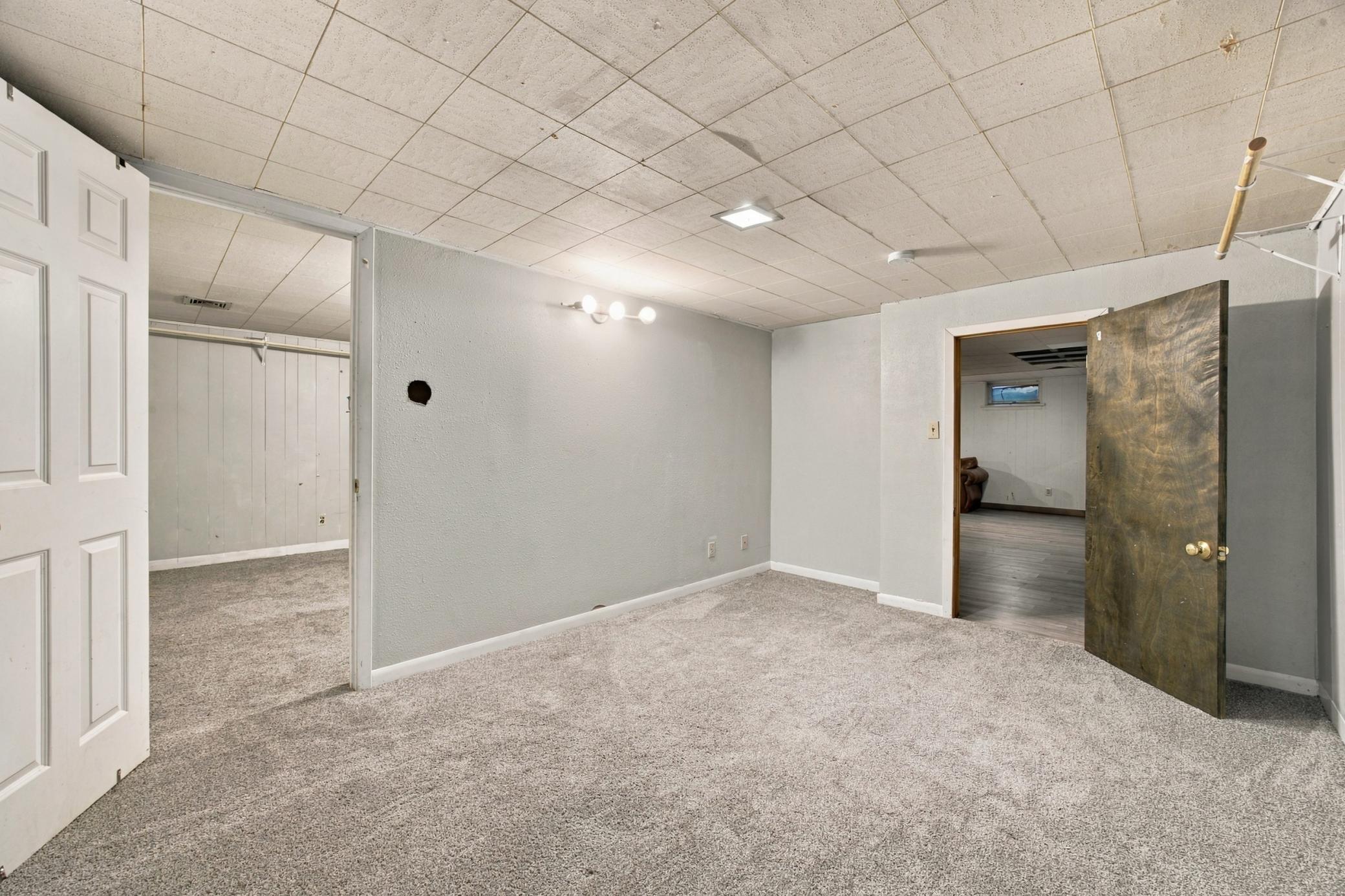 1956 single family home for sale at 1509 9th Avenue S in Moorhead, MN — 4 bed, 3 bath (photo 21 of 33)
