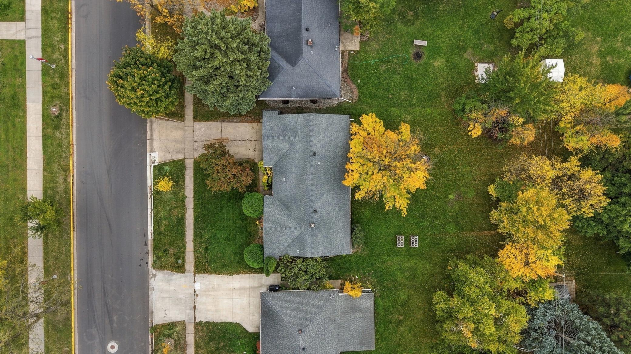 1956 single family home for sale at 1509 9th Avenue S in Moorhead, MN — 4 bed, 3 bath (photo 33 of 33)
