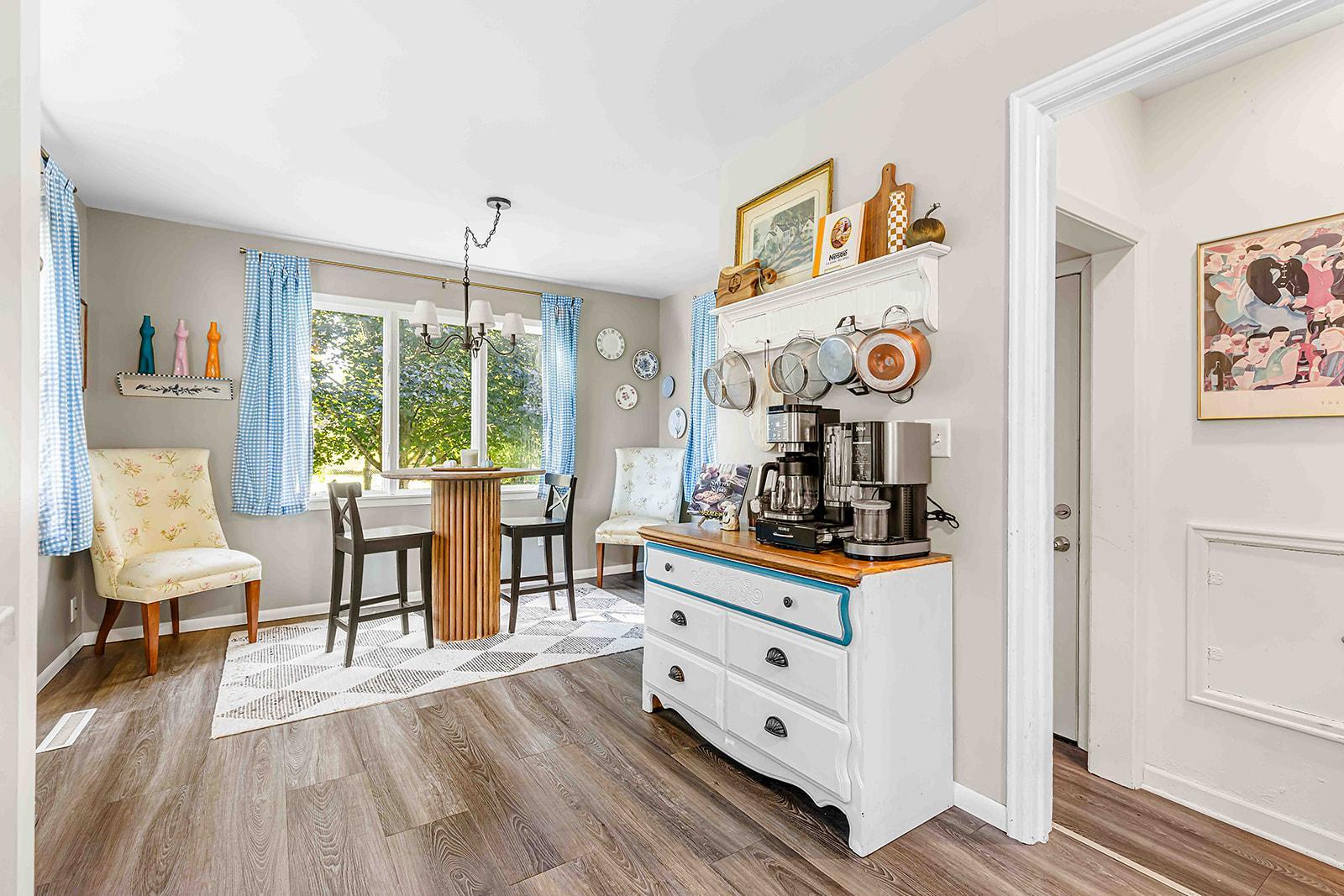 1946 single family home for sale at 1528 8th Avenue S in Fargo, ND — 2 bed, 1 bath (photo 15 of 37)