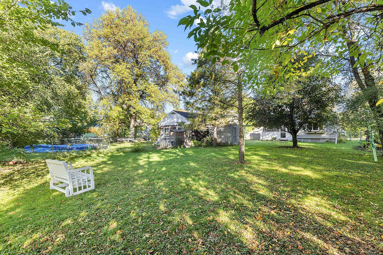 1946 single family home for sale at 1528 8th Avenue S in Fargo, ND — 2 bed, 1 bath (photo 31 of 37)