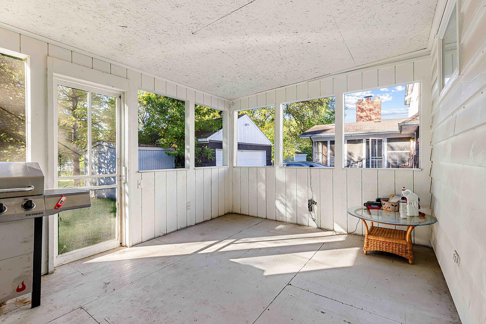 1946 single family home for sale at 1528 8th Avenue S in Fargo, ND — 2 bed, 1 bath (photo 36 of 37)