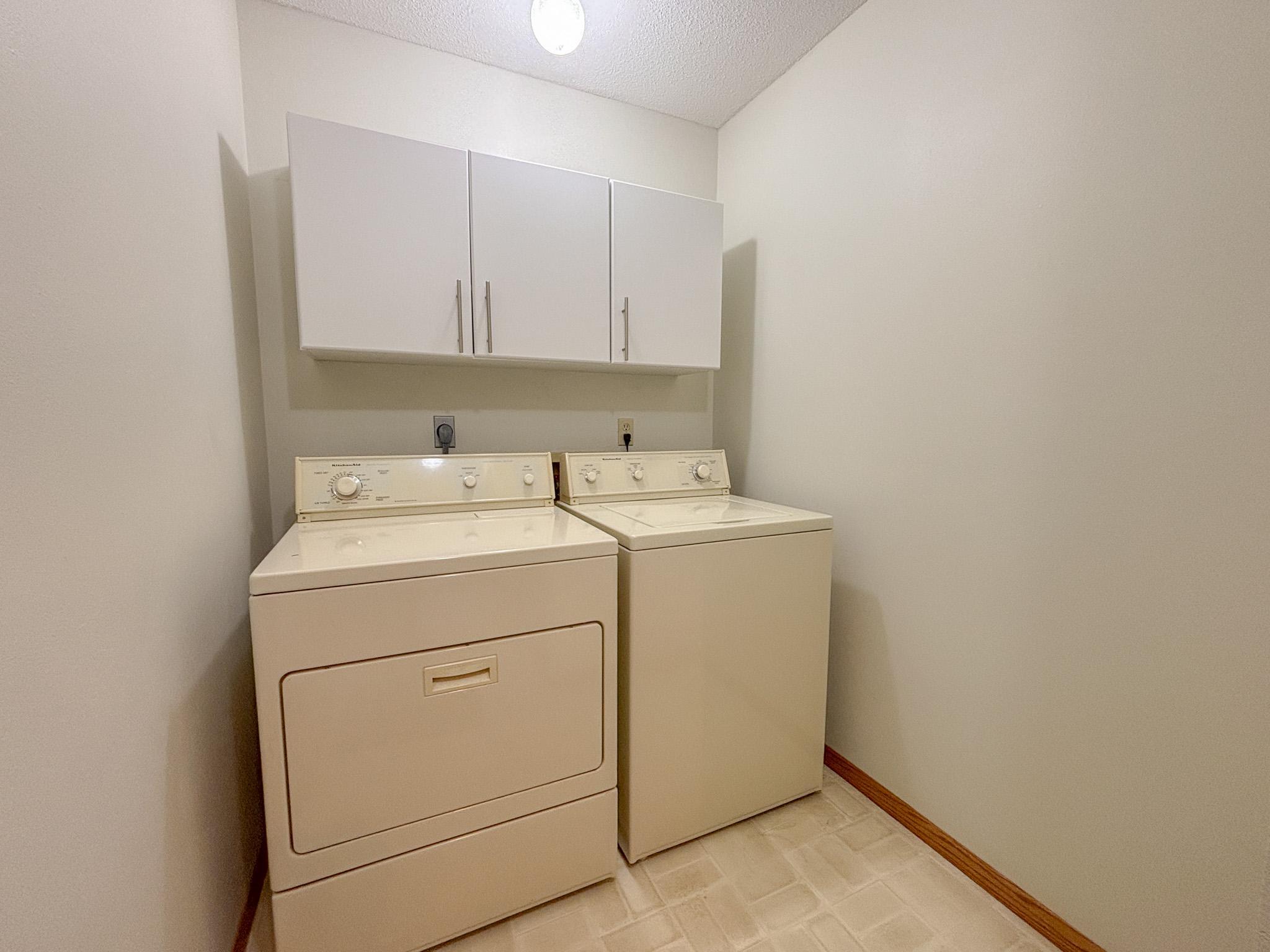 1995 single family home for sale at 1727 S Court Street in Fergus Falls, MN — 3 bed, 2 bath (photo 27 of 64)