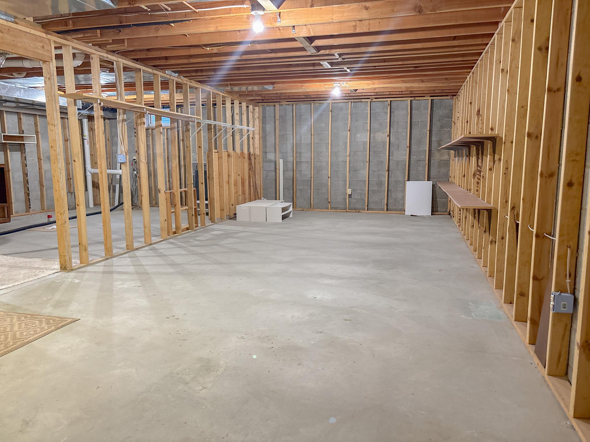 1995 single family home for sale at 1727 S Court Street in Fergus Falls, MN — 3 bed, 2 bath (photo 30 of 64)