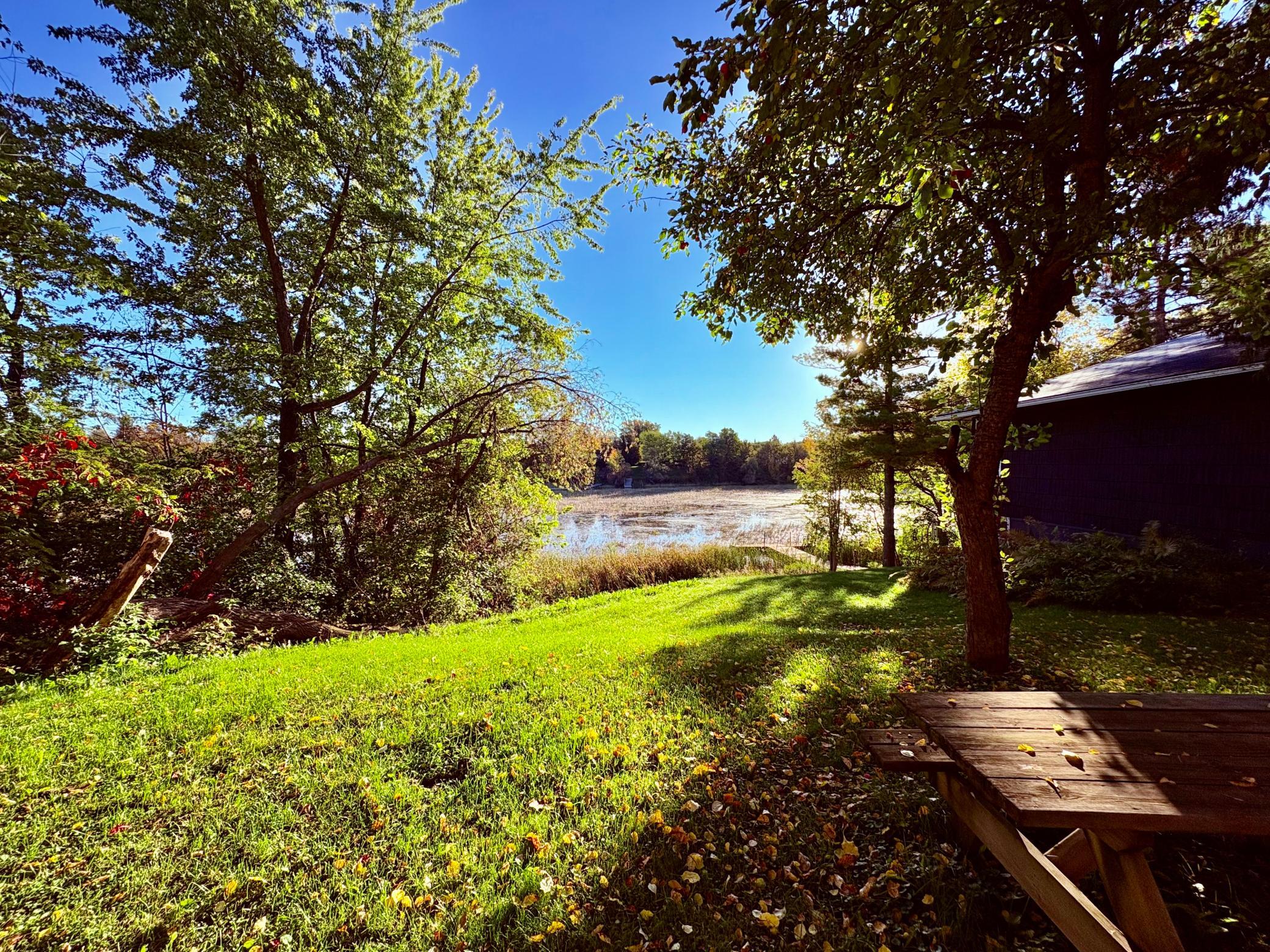 1945 single family home for sale at 311 Bay Avenue SE in Baudette, MN — 3 bed, 2 bath (photo 4 of 34)
