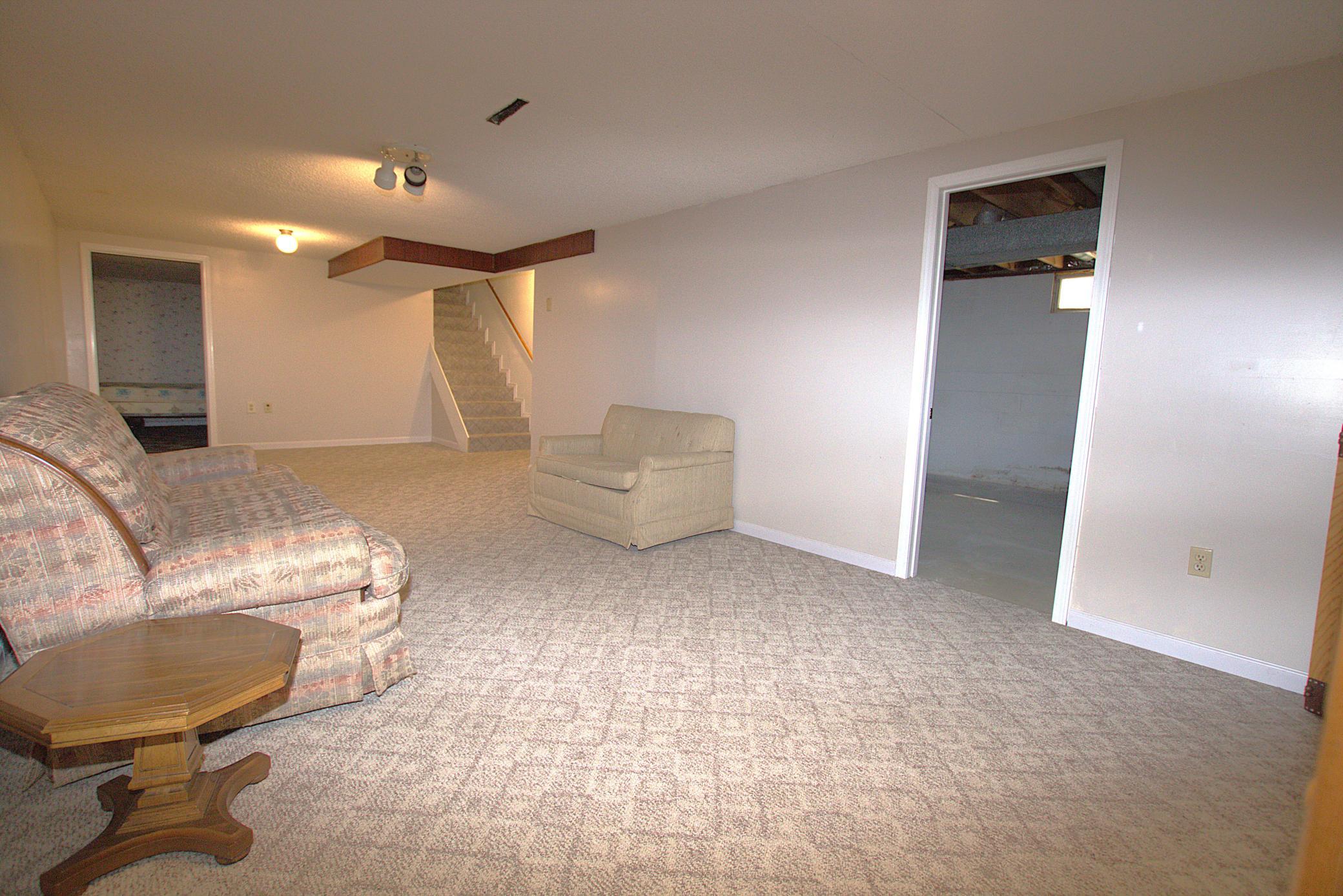 1970 single family home for sale at 1519 4th Street NE in Staples, MN — 3 bed, 2 bath (photo 15 of 25)