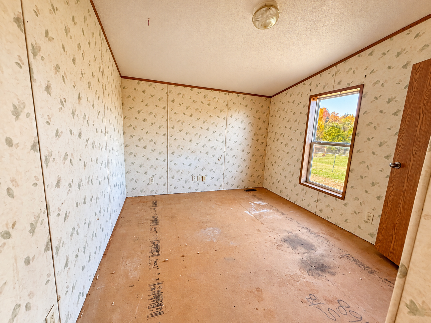 2003 single family home for sale at 21049 Westwood Drive in Clitherall, MN — 3 bed, 2 bath (photo 20 of 25)