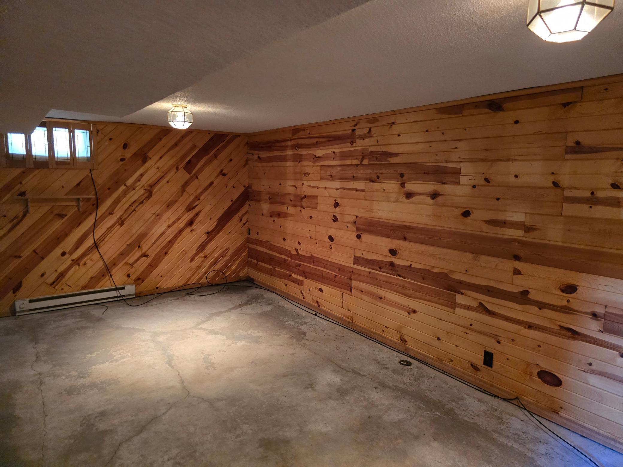 1952 single family home for sale at 1706 2nd Avenue S in Fargo, ND — 2 bed, 1 bath (photo 21 of 23)