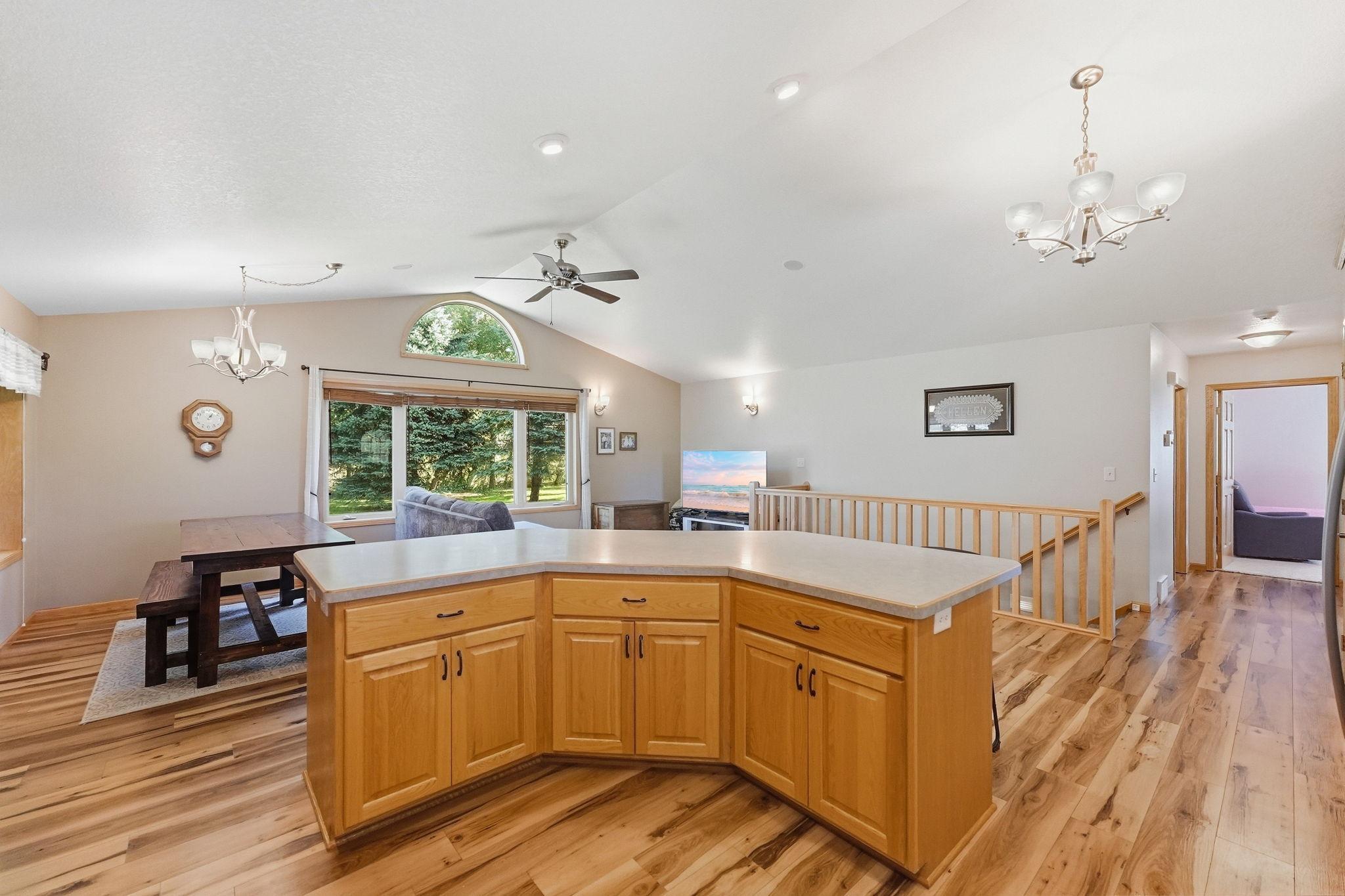 2006 single family home for sale at 158 Greenview Lane in Miltona, MN — 4 bed, 3 bath (photo 16 of 44)