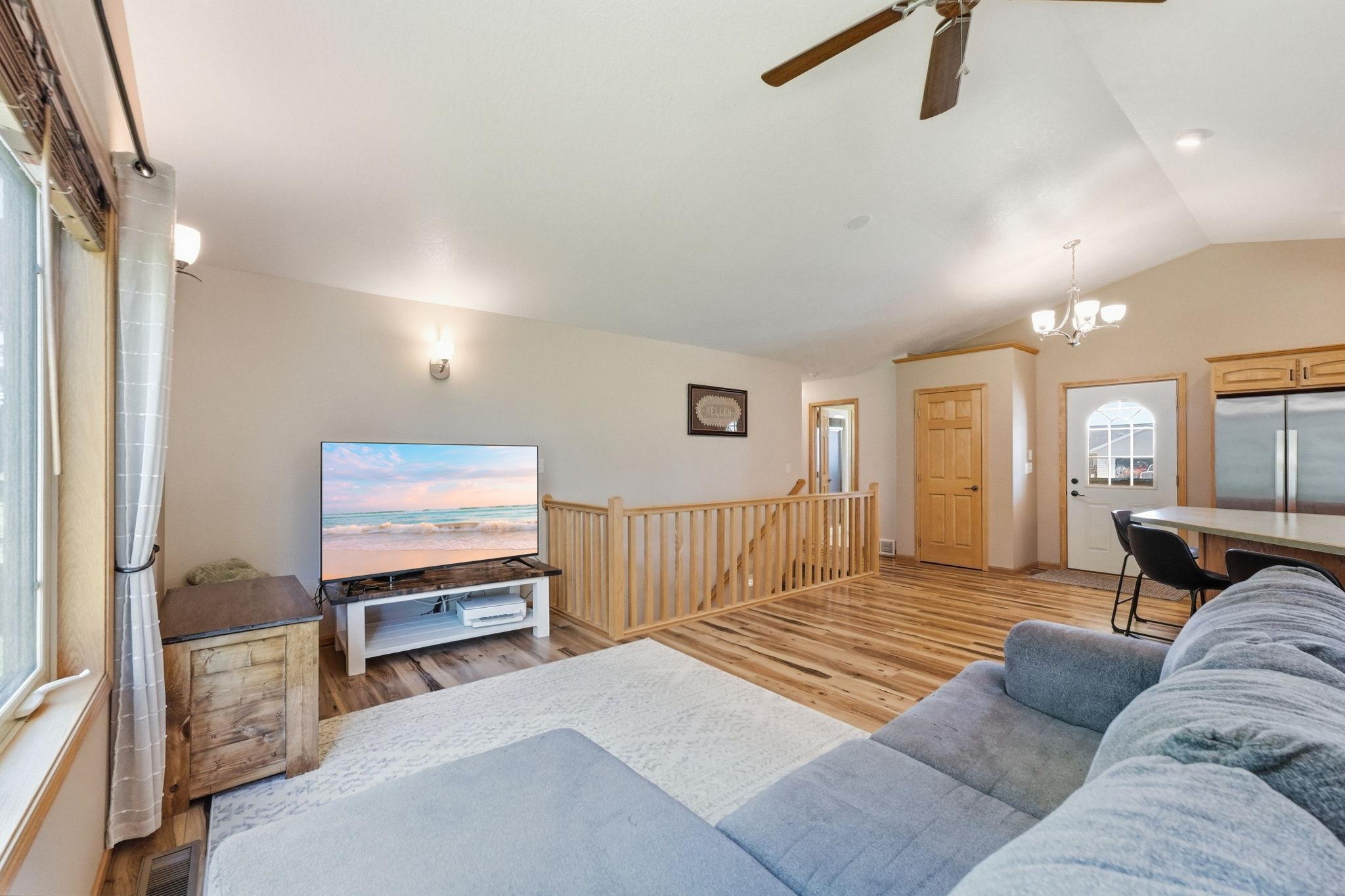 2006 single family home for sale at 158 Greenview Lane in Miltona, MN — 4 bed, 3 bath (photo 17 of 44)