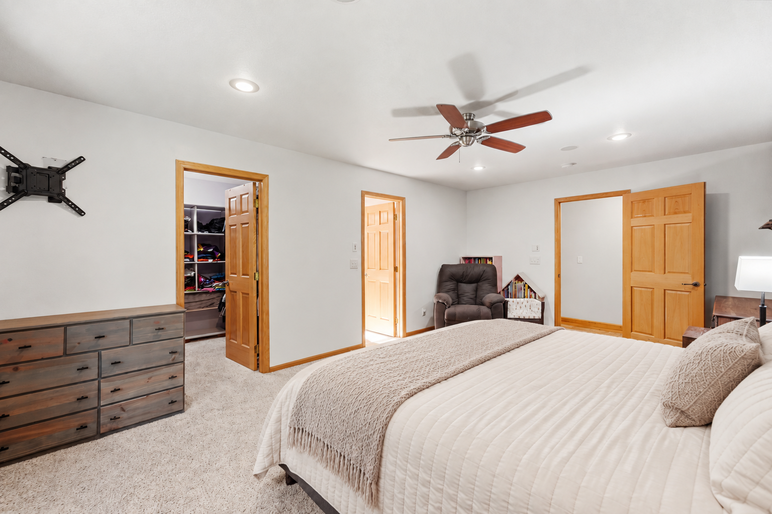 2006 single family home for sale at 158 Greenview Lane in Miltona, MN — 4 bed, 3 bath (photo 19 of 44)