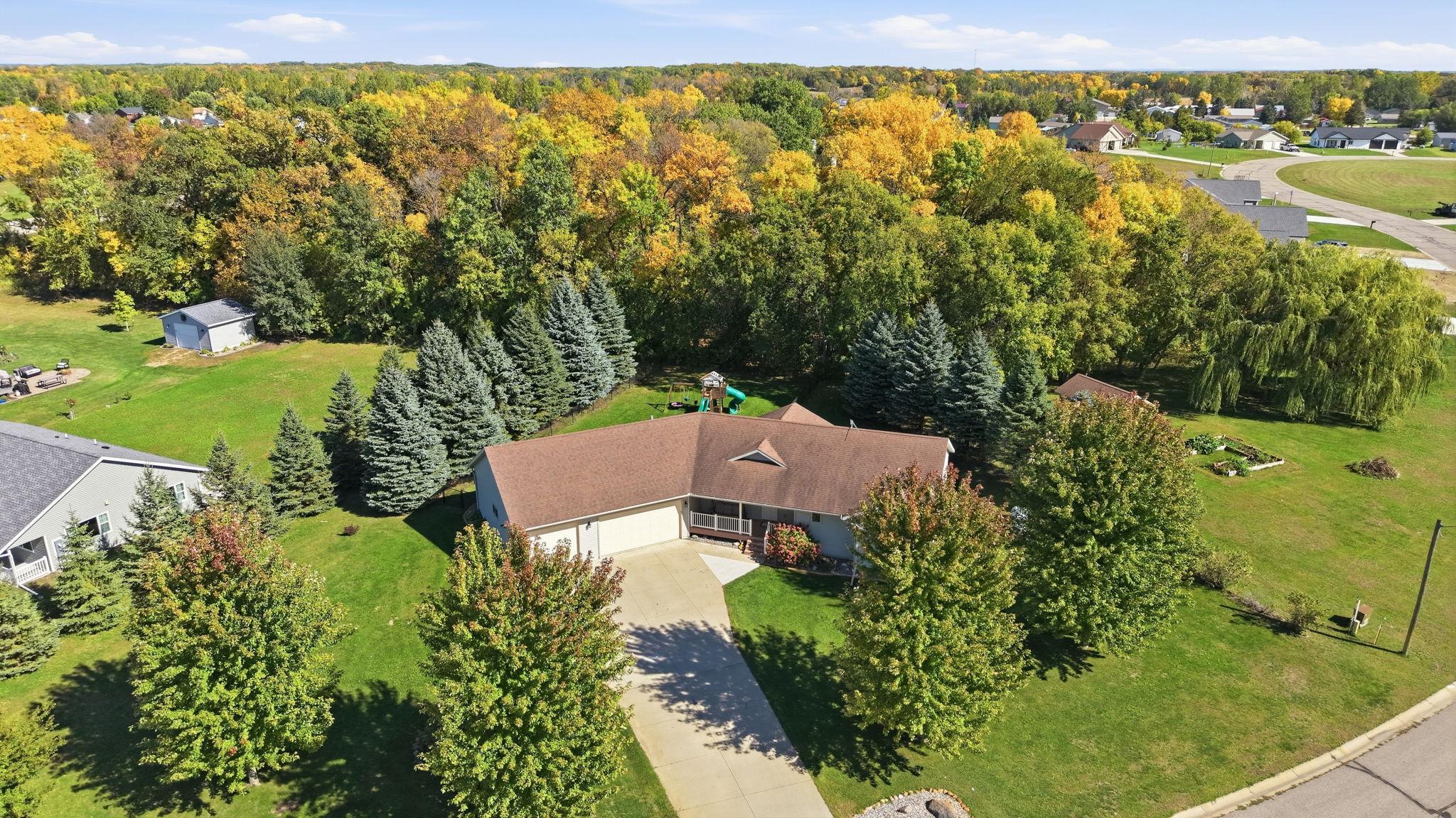 2006 single family home for sale at 158 Greenview Lane in Miltona, MN — 4 bed, 3 bath (photo 35 of 44)