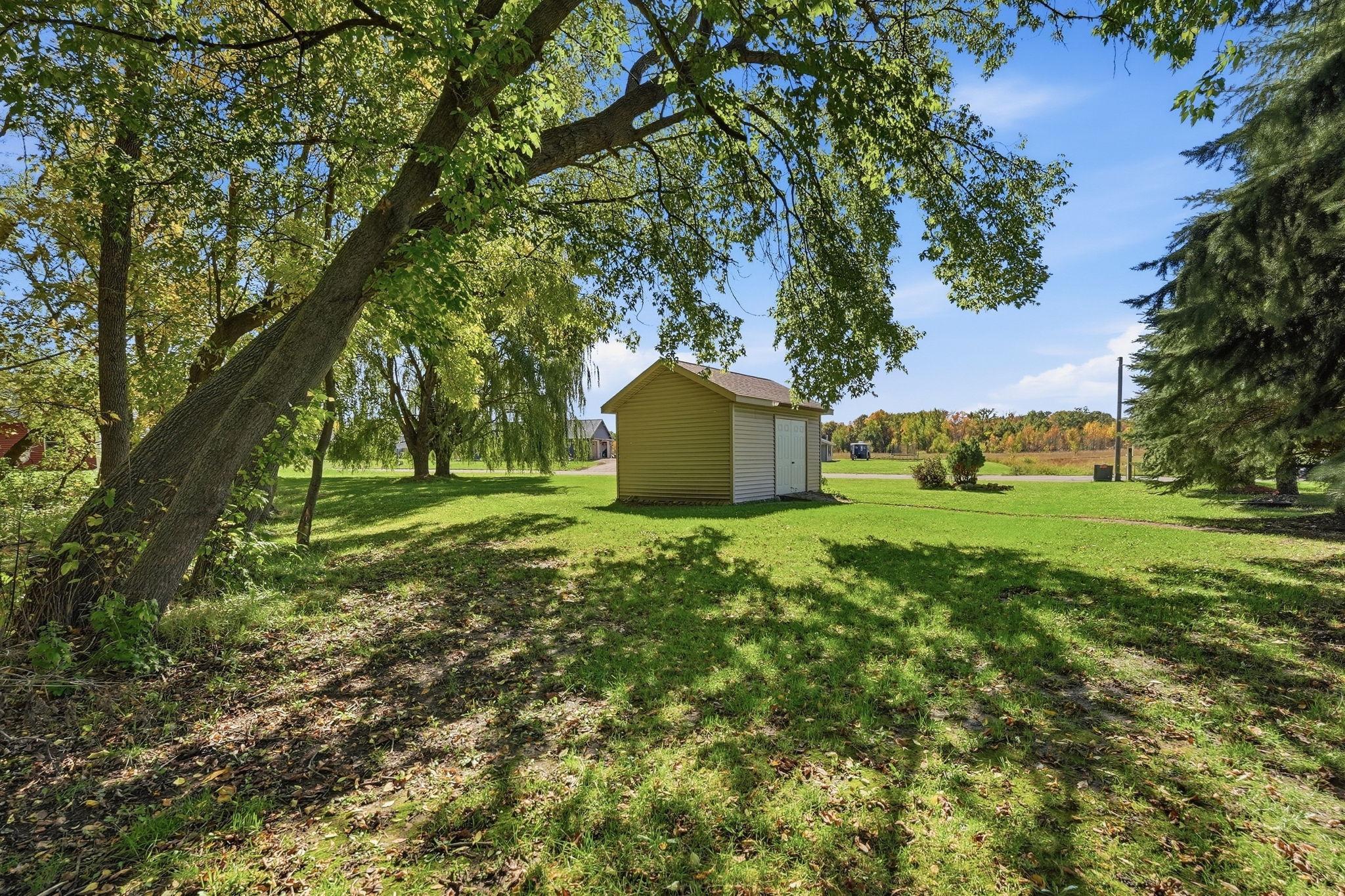 2006 single family home for sale at 158 Greenview Lane in Miltona, MN — 4 bed, 3 bath (photo 39 of 44)