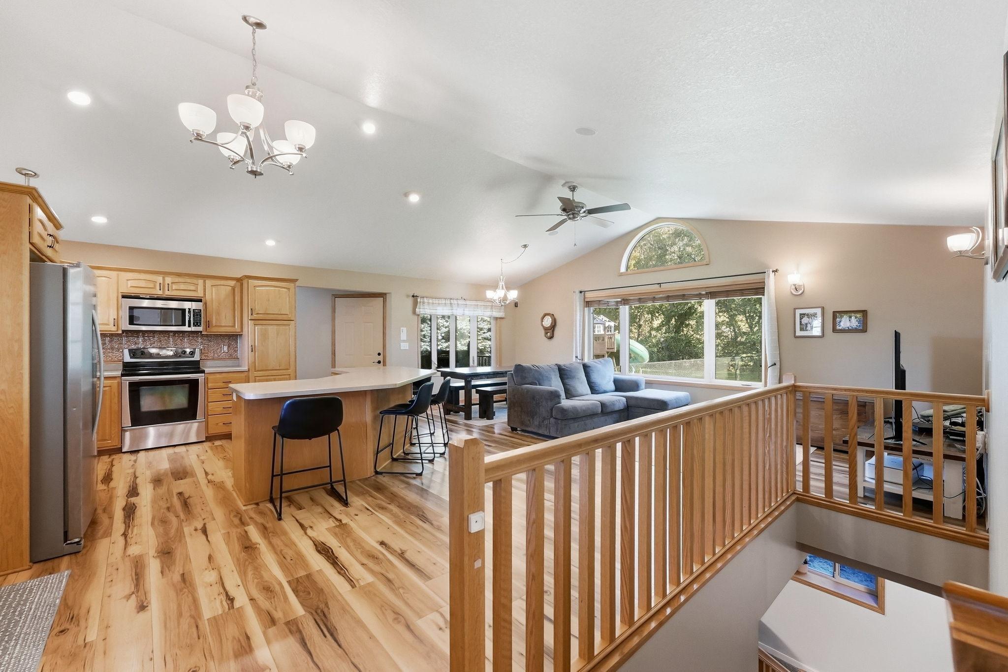 2006 single family home for sale at 158 Greenview Lane in Miltona, MN — 4 bed, 3 bath (photo 8 of 44)