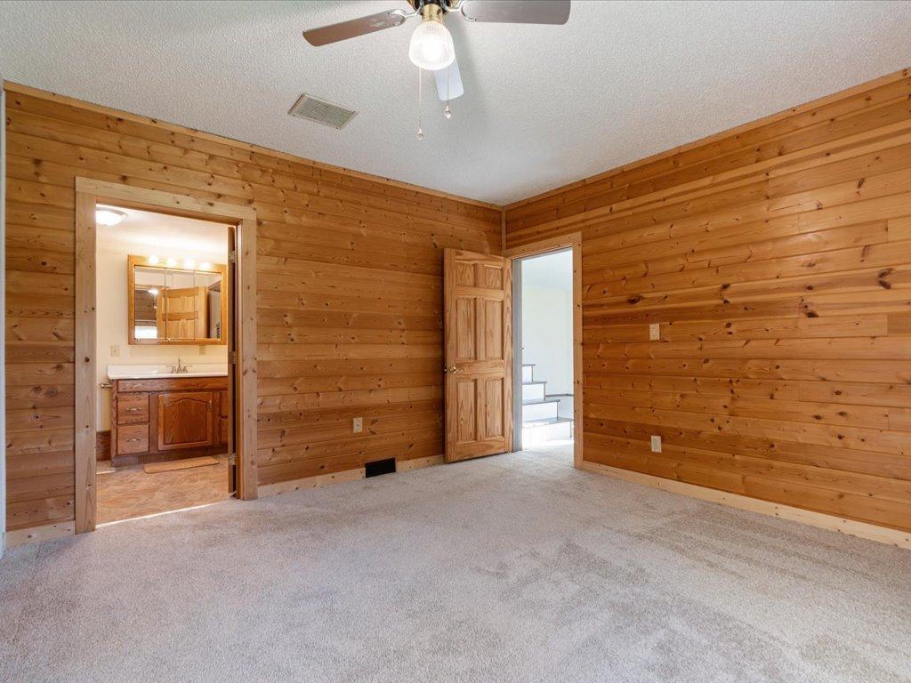 1905 single family home for sale at 13334 111th Avenue in Wadena, MN — 5 bed, 3 bath (photo 12 of 49)