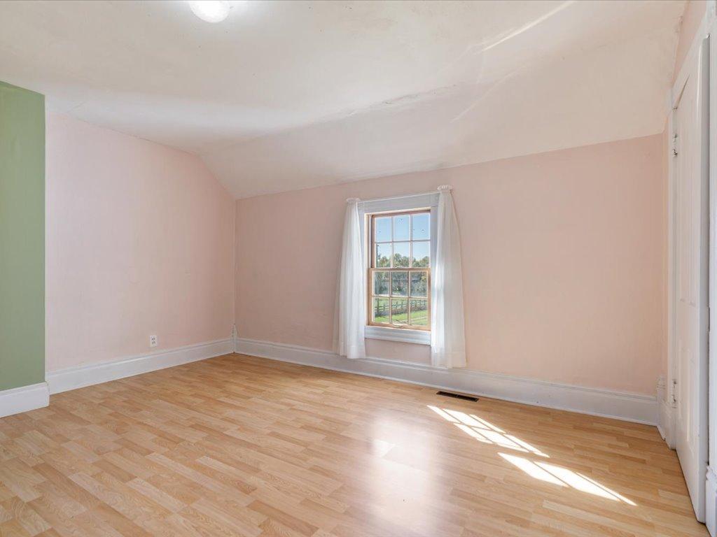 1905 single family home for sale at 13334 111th Avenue in Wadena, MN — 5 bed, 3 bath (photo 17 of 49)