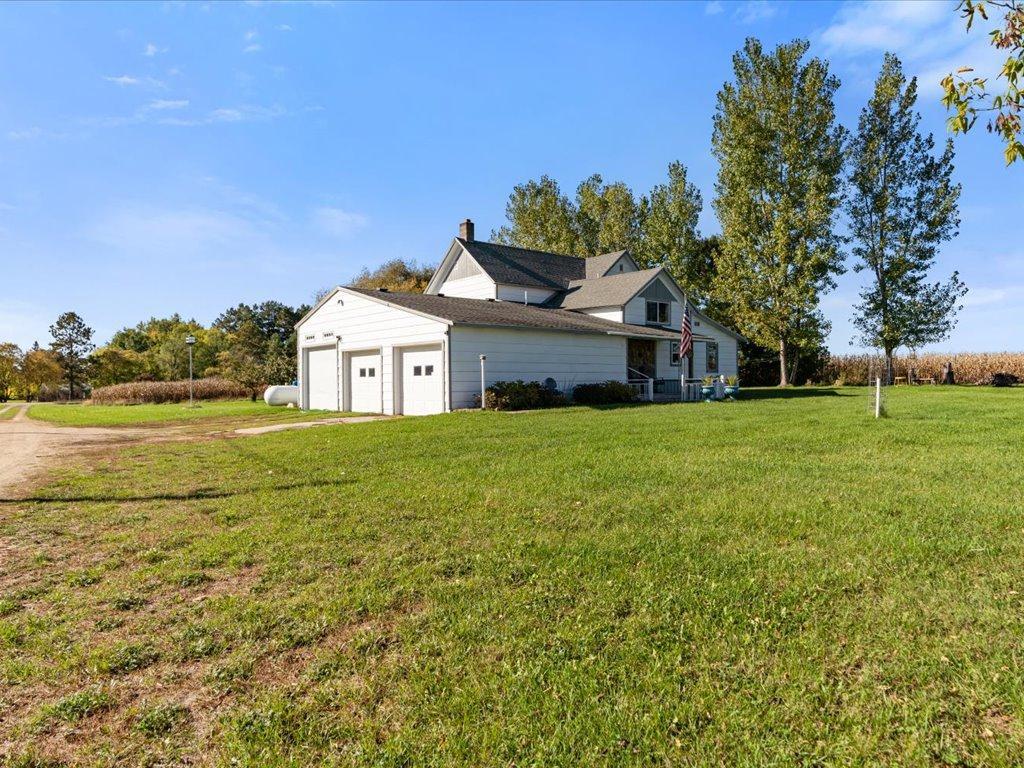 1905 single family home for sale at 13334 111th Avenue in Wadena, MN — 5 bed, 3 bath (photo 31 of 49)