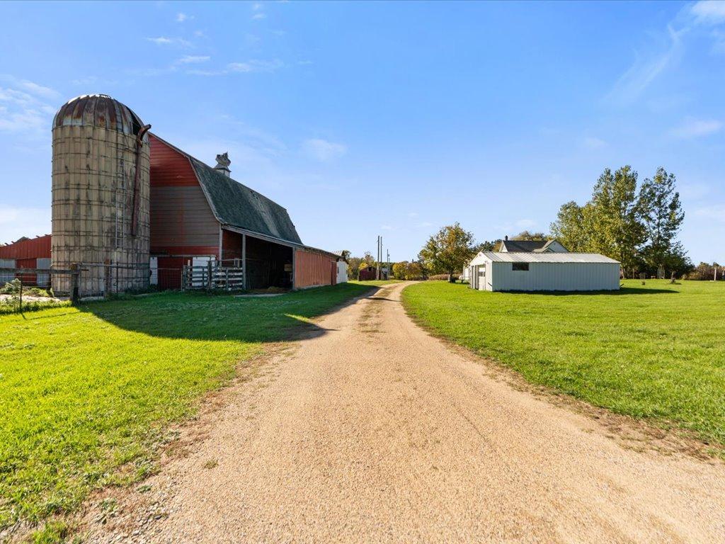 1905 single family home for sale at 13334 111th Avenue in Wadena, MN — 5 bed, 3 bath (photo 32 of 49)