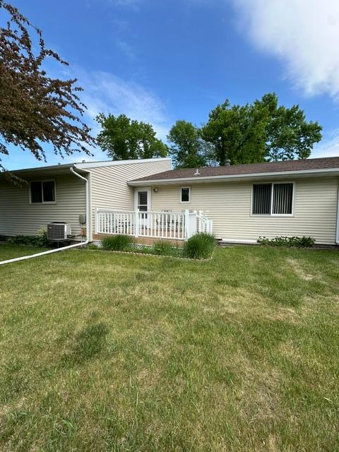 1978 townhouse for sale at 131 Belleville Court in Thief River Falls, MN — 3 bed, 2 bath (photo 35 of 35)