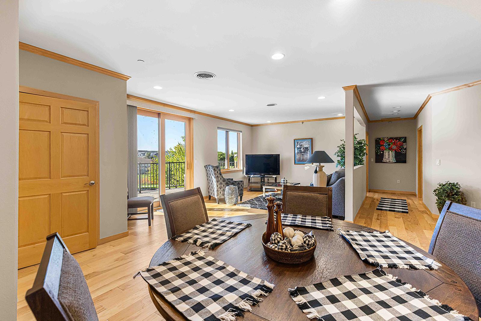 2005 condo for sale at 3200 S 11th Street S, Unit 217 in Fargo, ND — 2 bed, 2 bath (photo 7 of 26)