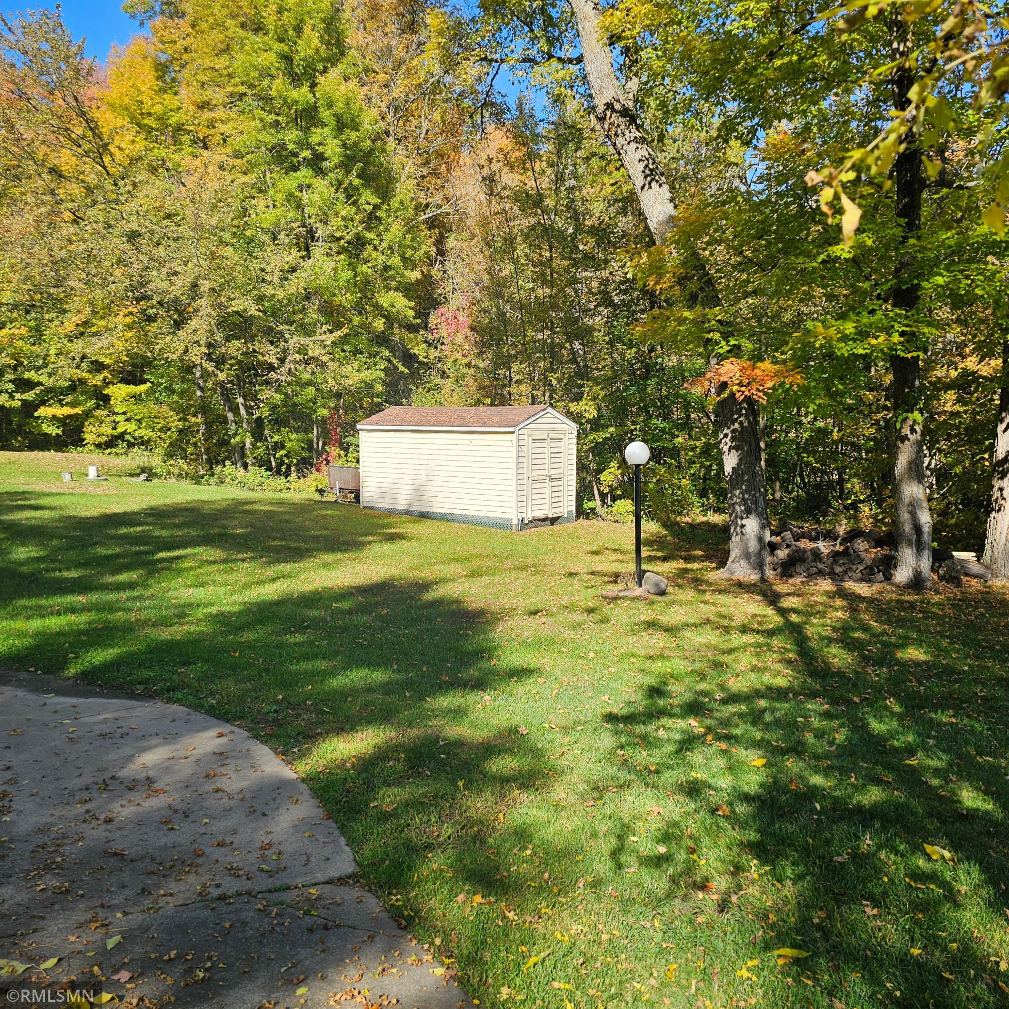 1998 single family home for sale at 42674 305th Place, Unit 1857 in Aitkin, MN — 4 bed, 2 bath (photo 10 of 36)