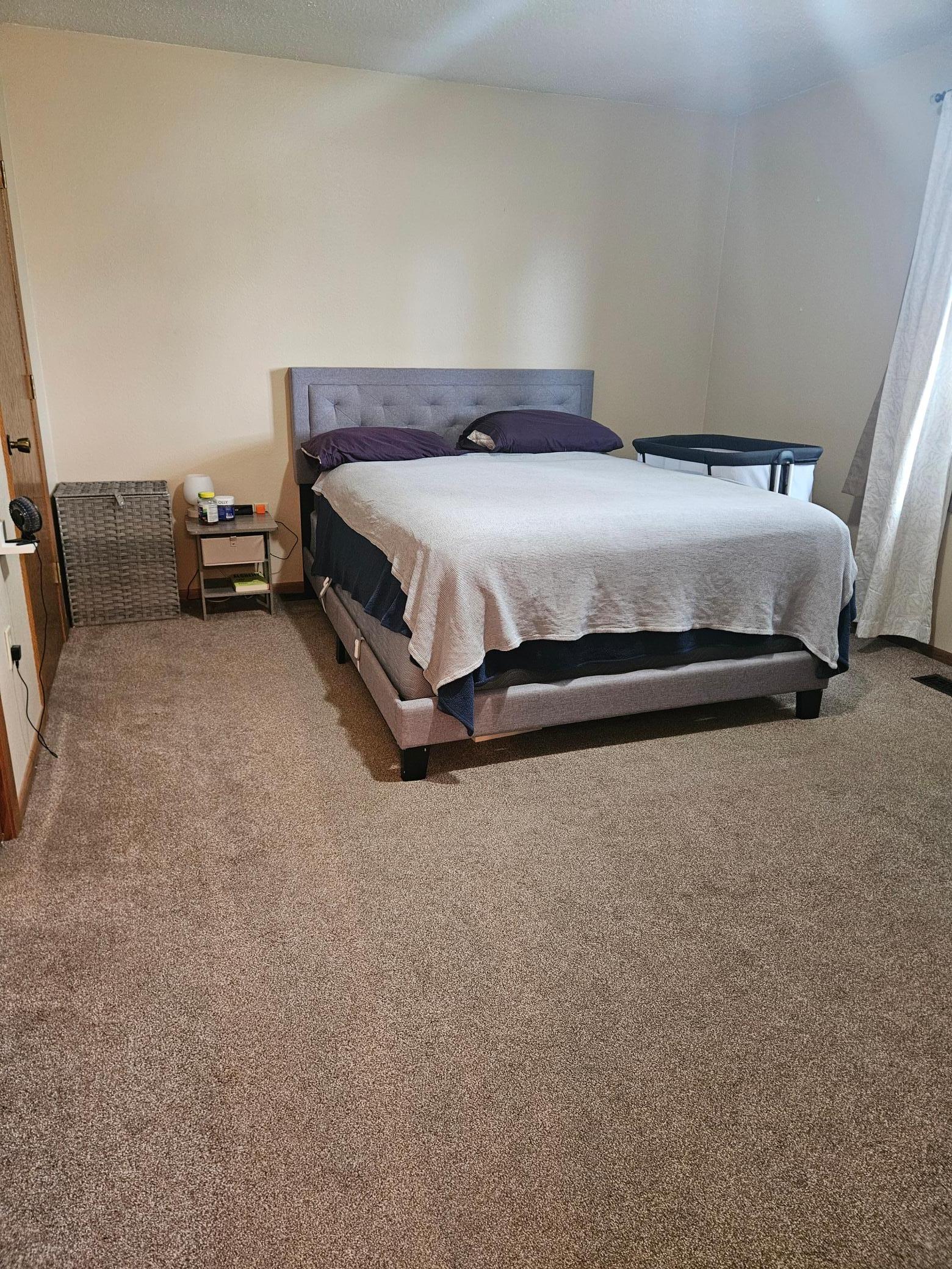 1985 single family home for sale at 319 3rd Street N in Wahpeton, ND — 4 bed, 3 bath (photo 10 of 30)
