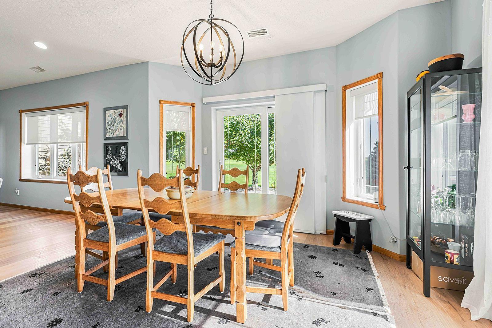 2007 single family home for sale at 812 S 36th Street S in Moorhead, MN — 4 bed, 3 bath (photo 11 of 58)