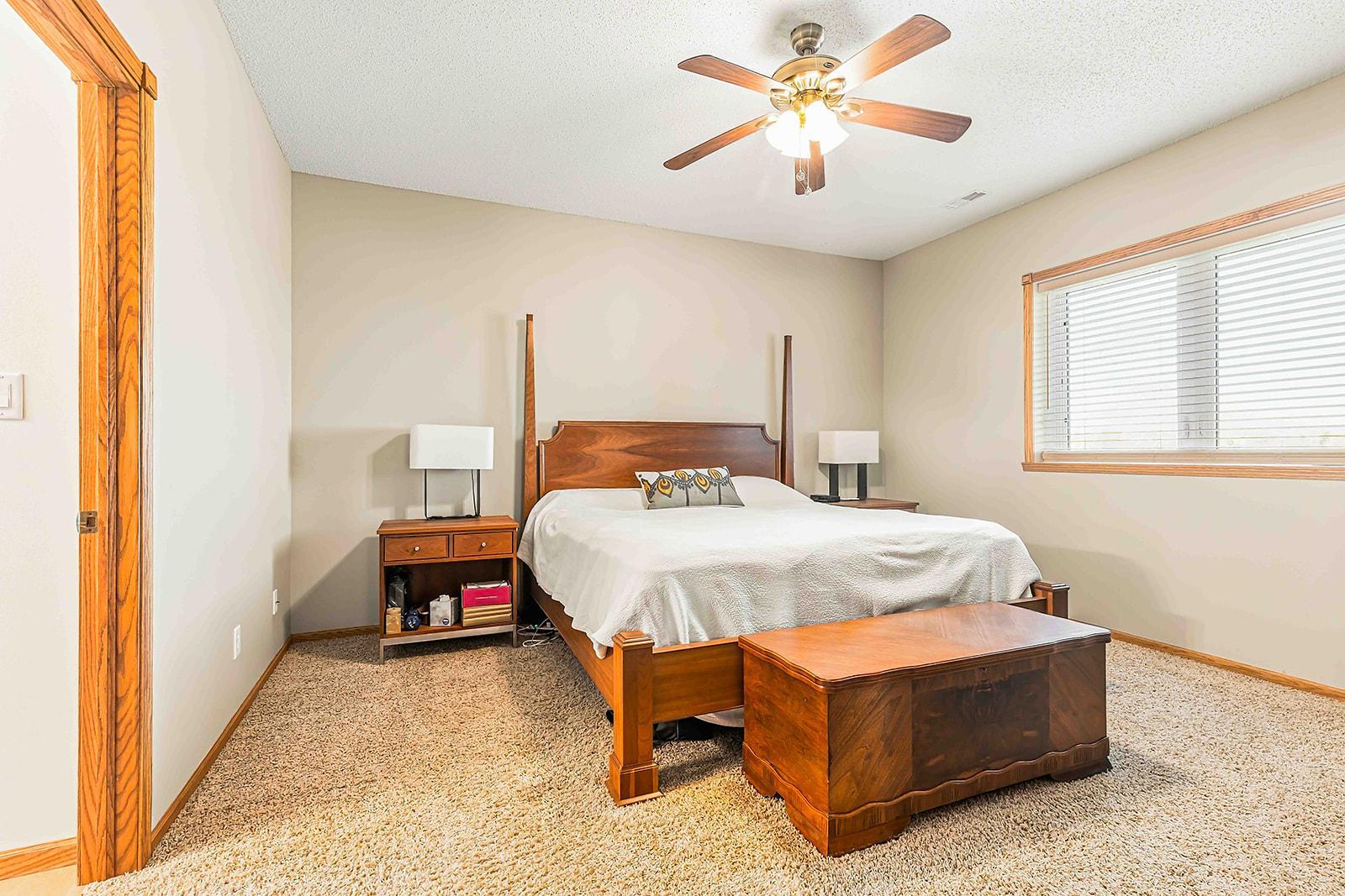 2007 single family home for sale at 812 S 36th Street S in Moorhead, MN — 4 bed, 3 bath (photo 35 of 58)