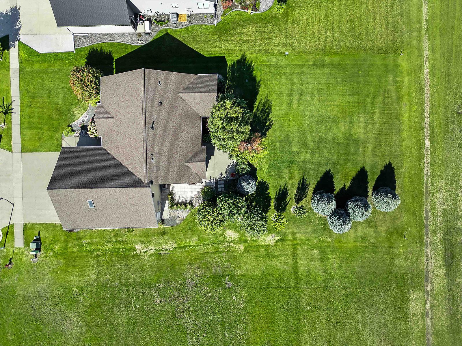 2007 single family home for sale at 812 S 36th Street S in Moorhead, MN — 4 bed, 3 bath (photo 55 of 58)