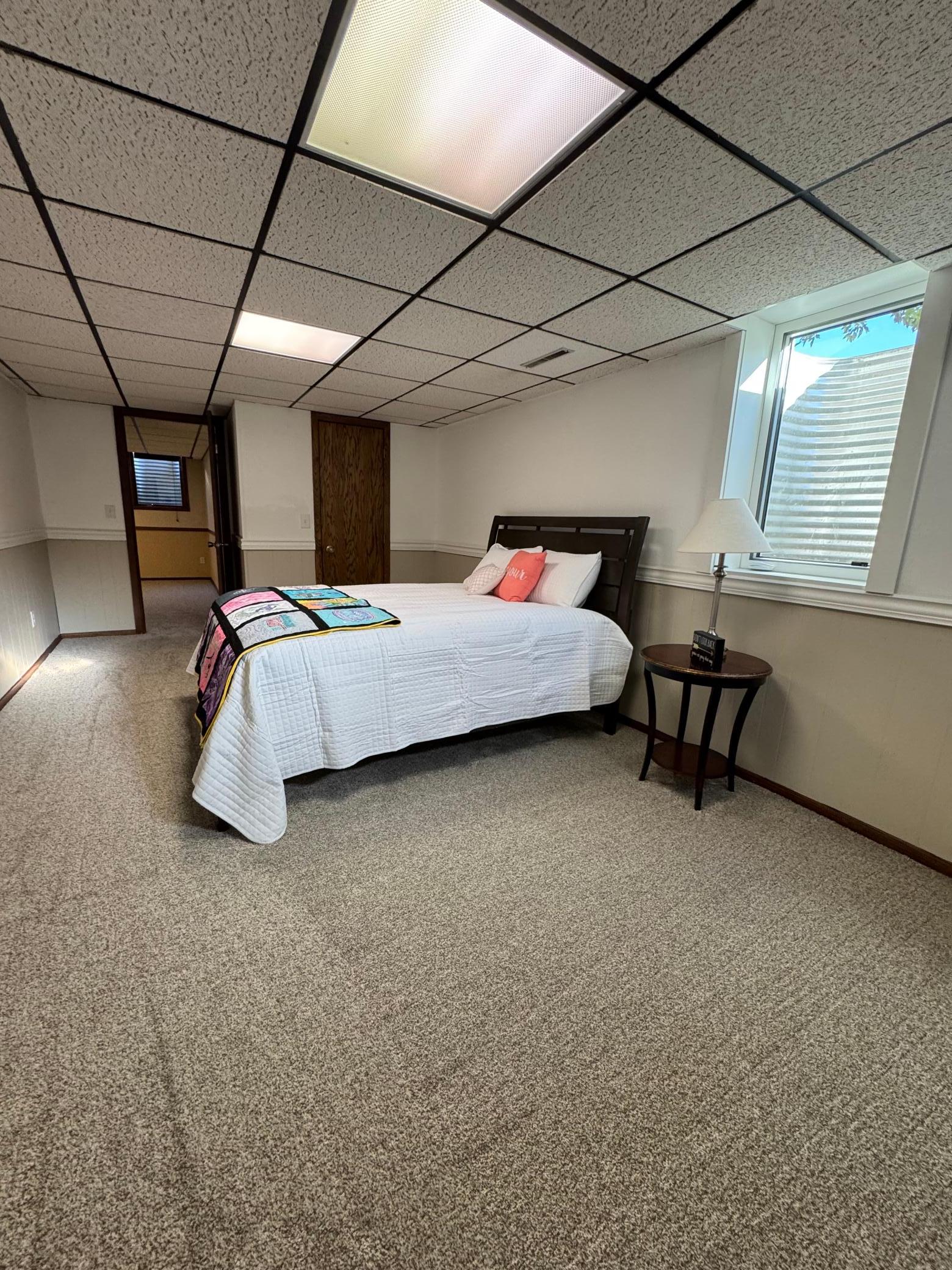 1977 single family home for sale at 101 37th Avenue S in Moorhead, MN — 5 bed, 4 bath (photo 29 of 39)