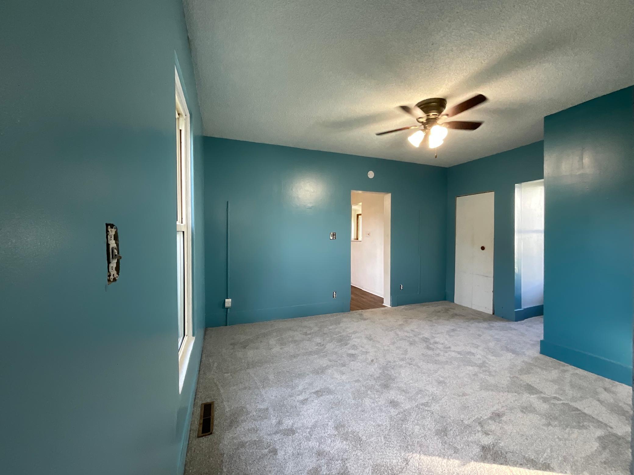 1900 single family home for sale at 309 W Nokomis Street in Osakis, MN — 3 bed, 1 bath (photo 7 of 19)