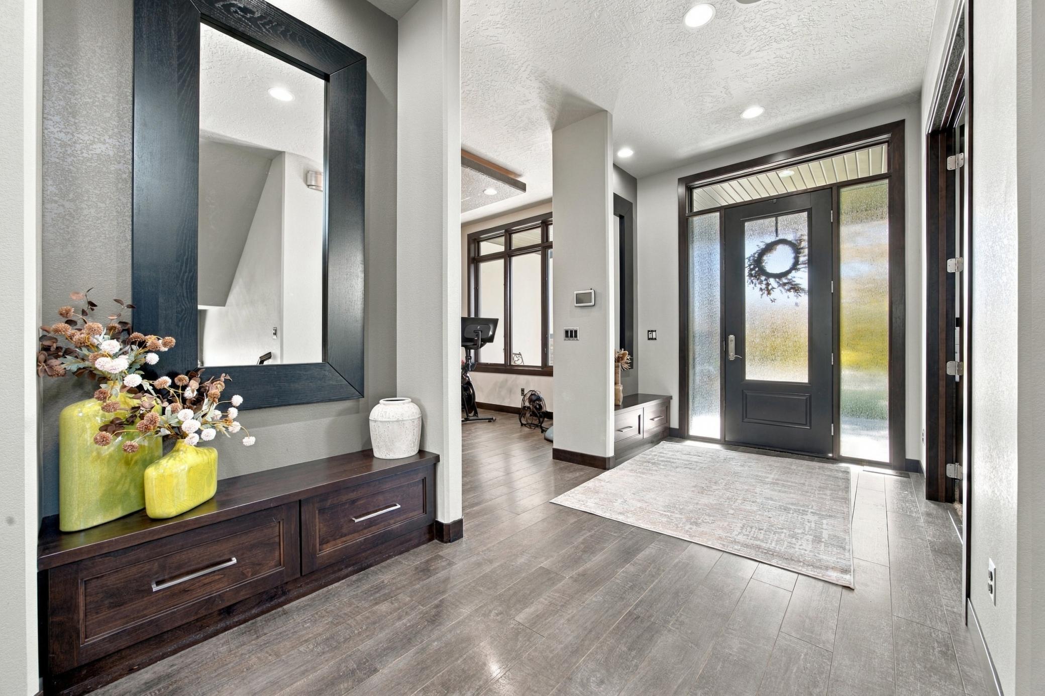 2013 single family home for sale at 1060 49th Terrace W in West Fargo, ND — 7 bed, 5 bath (photo 3 of 57)
