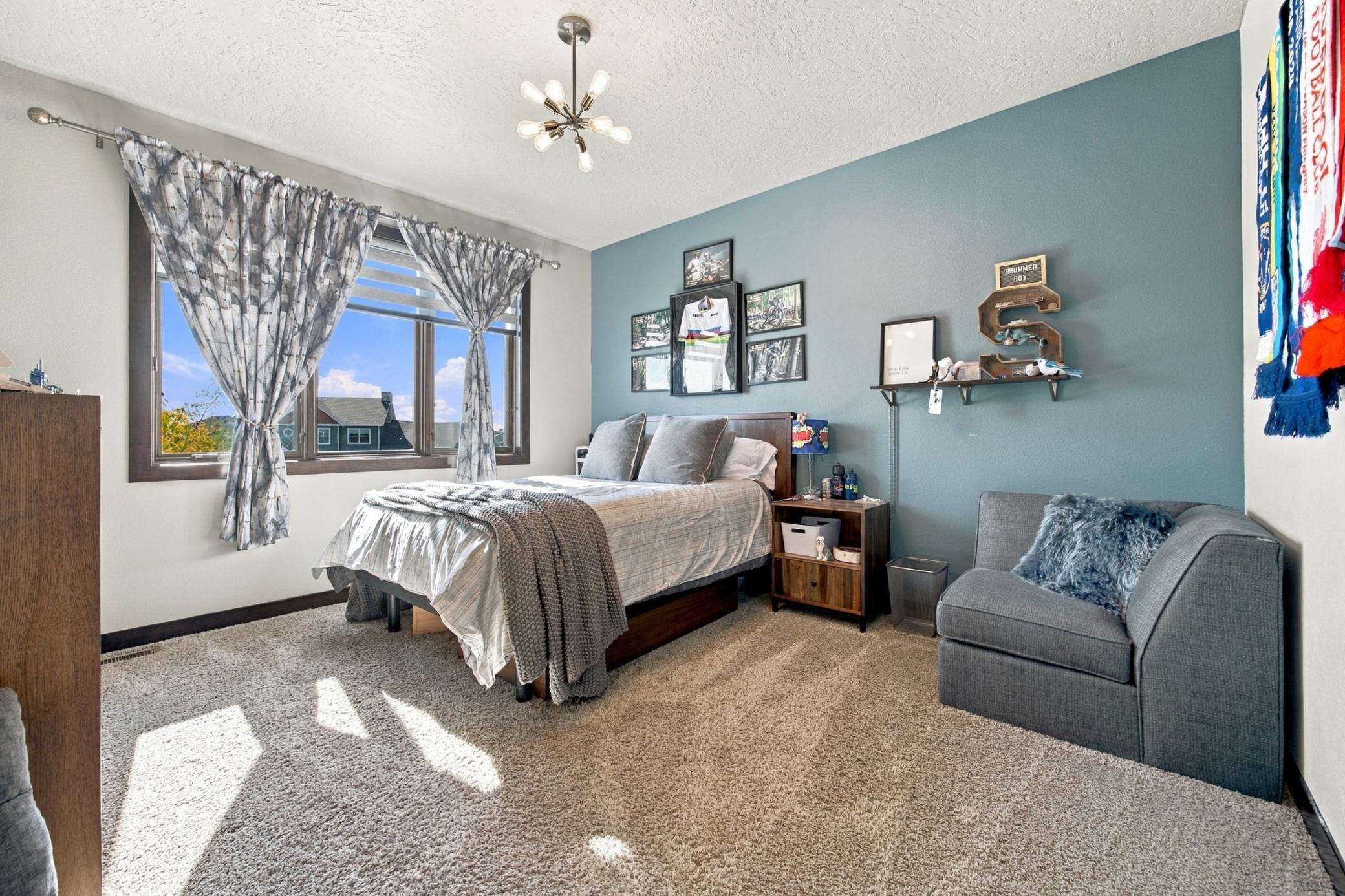 2013 single family home for sale at 1060 49th Terrace W in West Fargo, ND — 7 bed, 5 bath (photo 25 of 57)