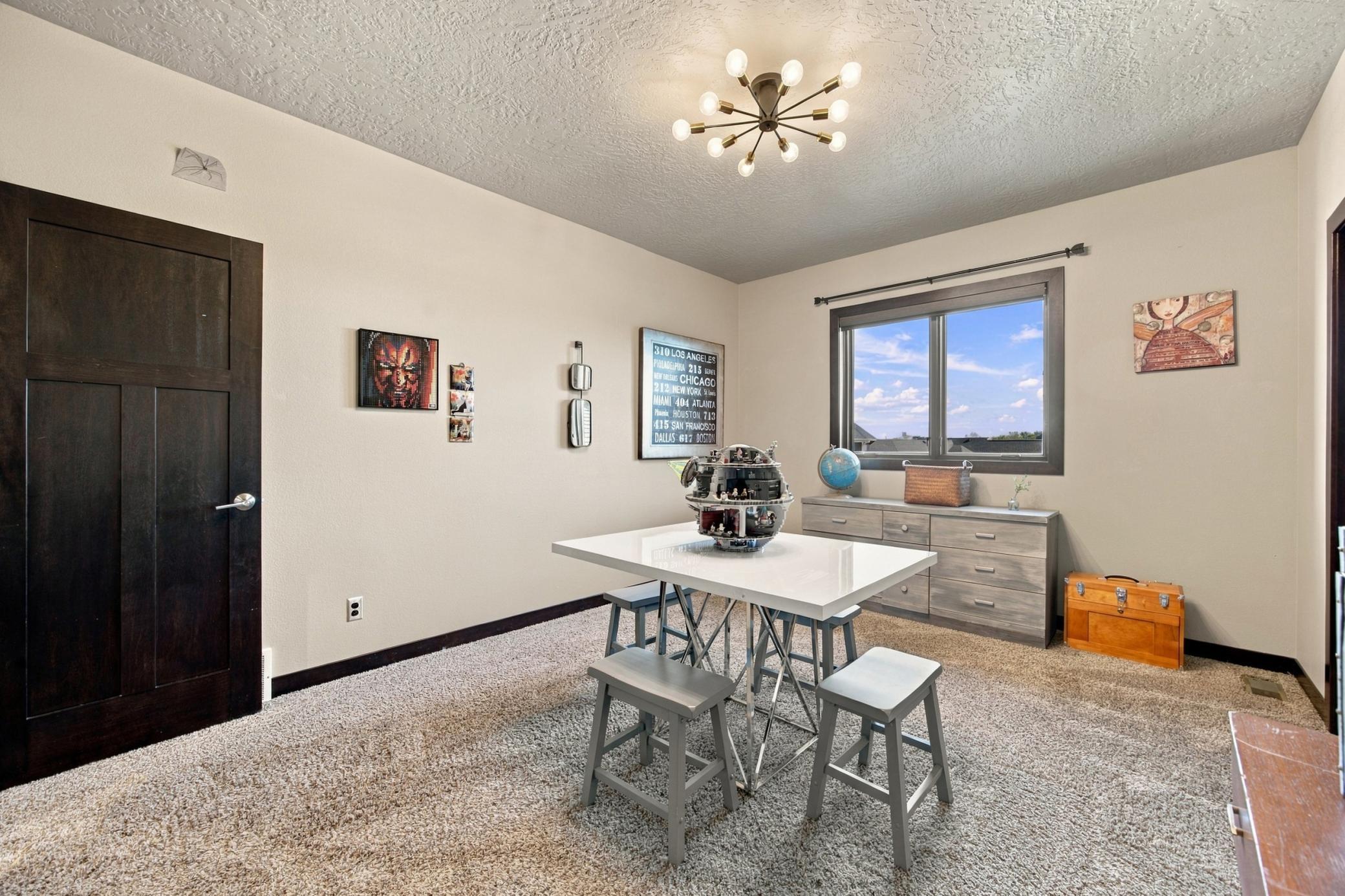 2013 single family home for sale at 1060 49th Terrace W in West Fargo, ND — 7 bed, 5 bath (photo 26 of 57)