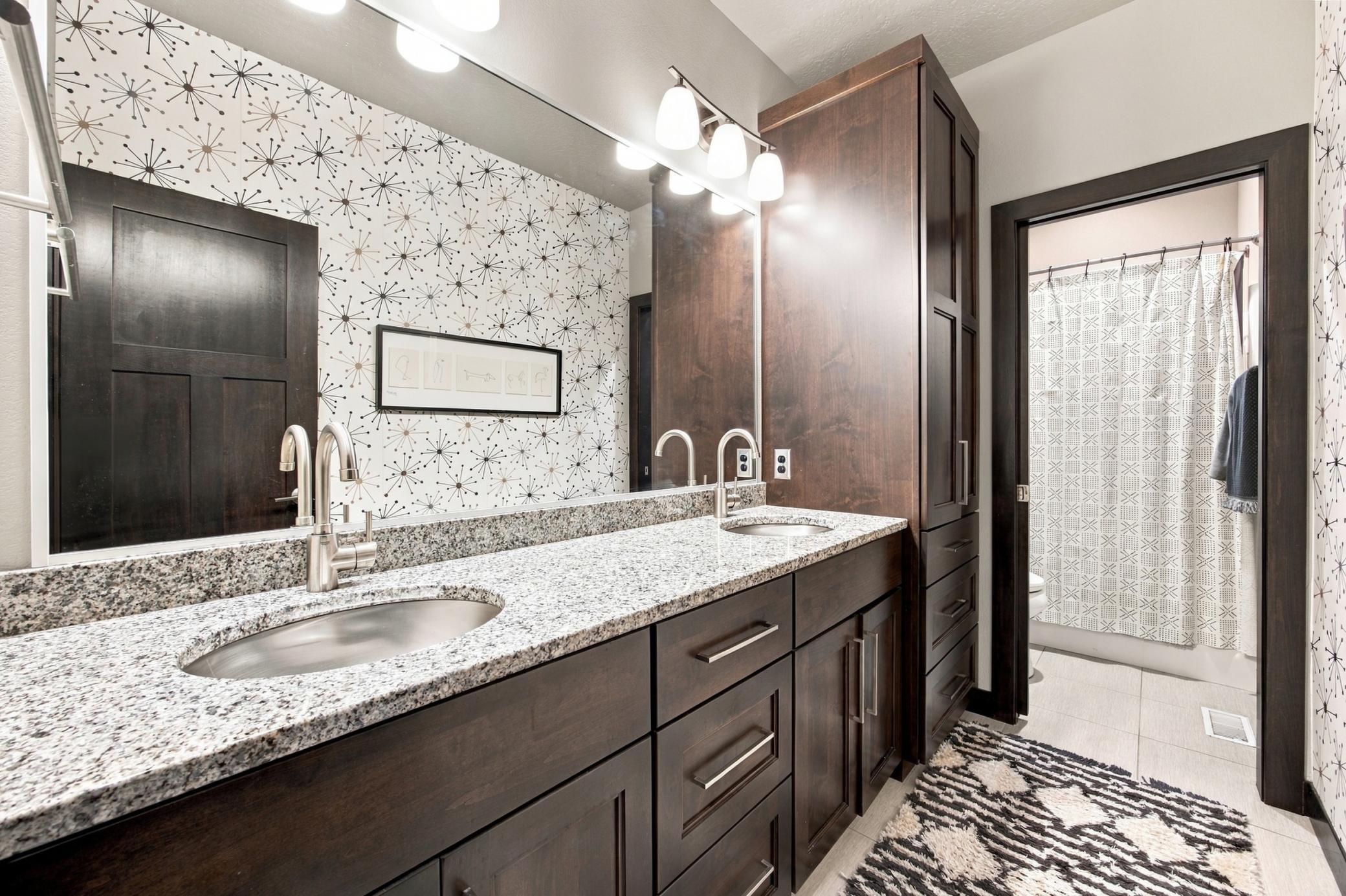 2013 single family home for sale at 1060 49th Terrace W in West Fargo, ND — 7 bed, 5 bath (photo 28 of 57)