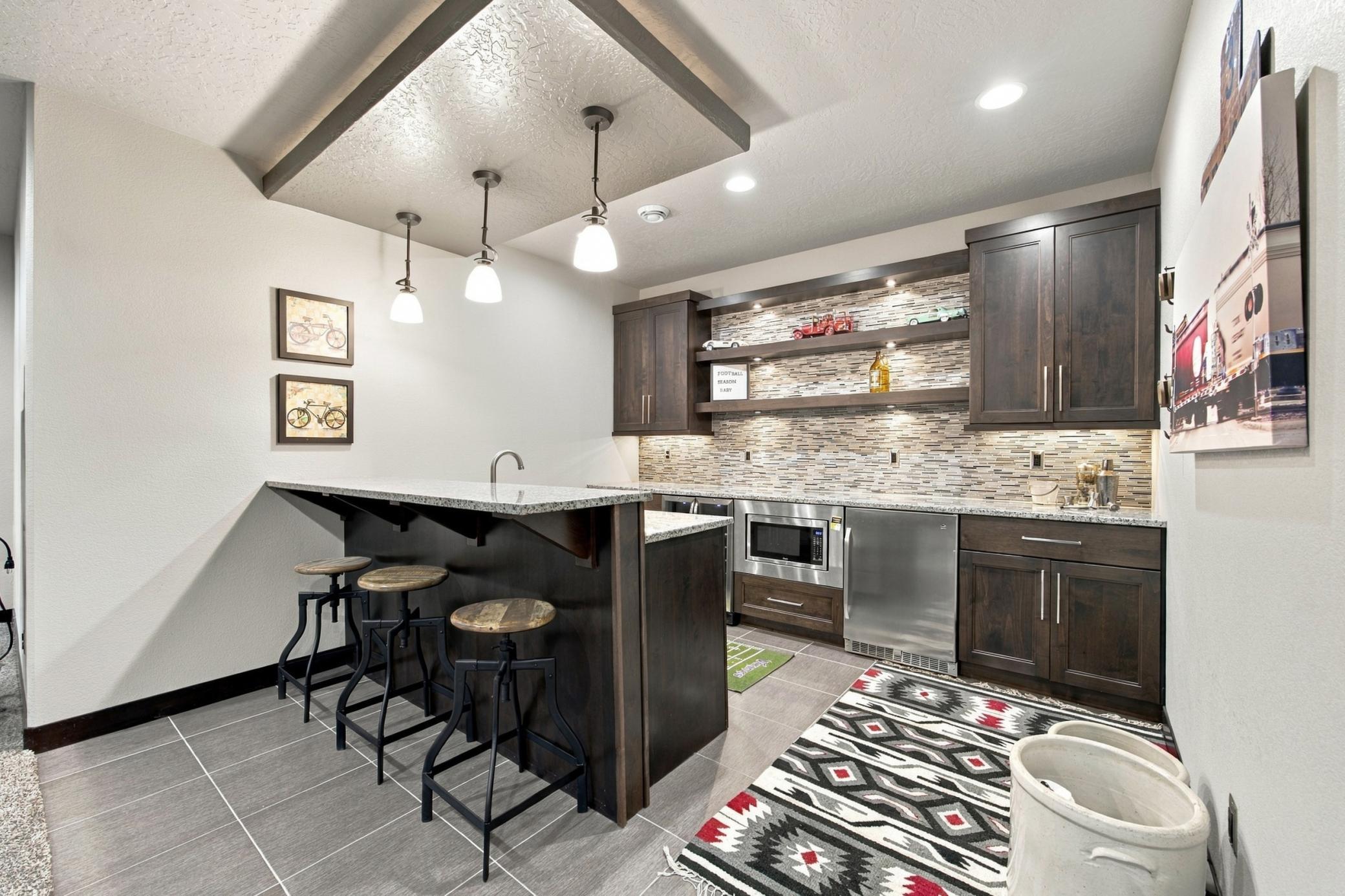 2013 single family home for sale at 1060 49th Terrace W in West Fargo, ND — 7 bed, 5 bath (photo 34 of 57)