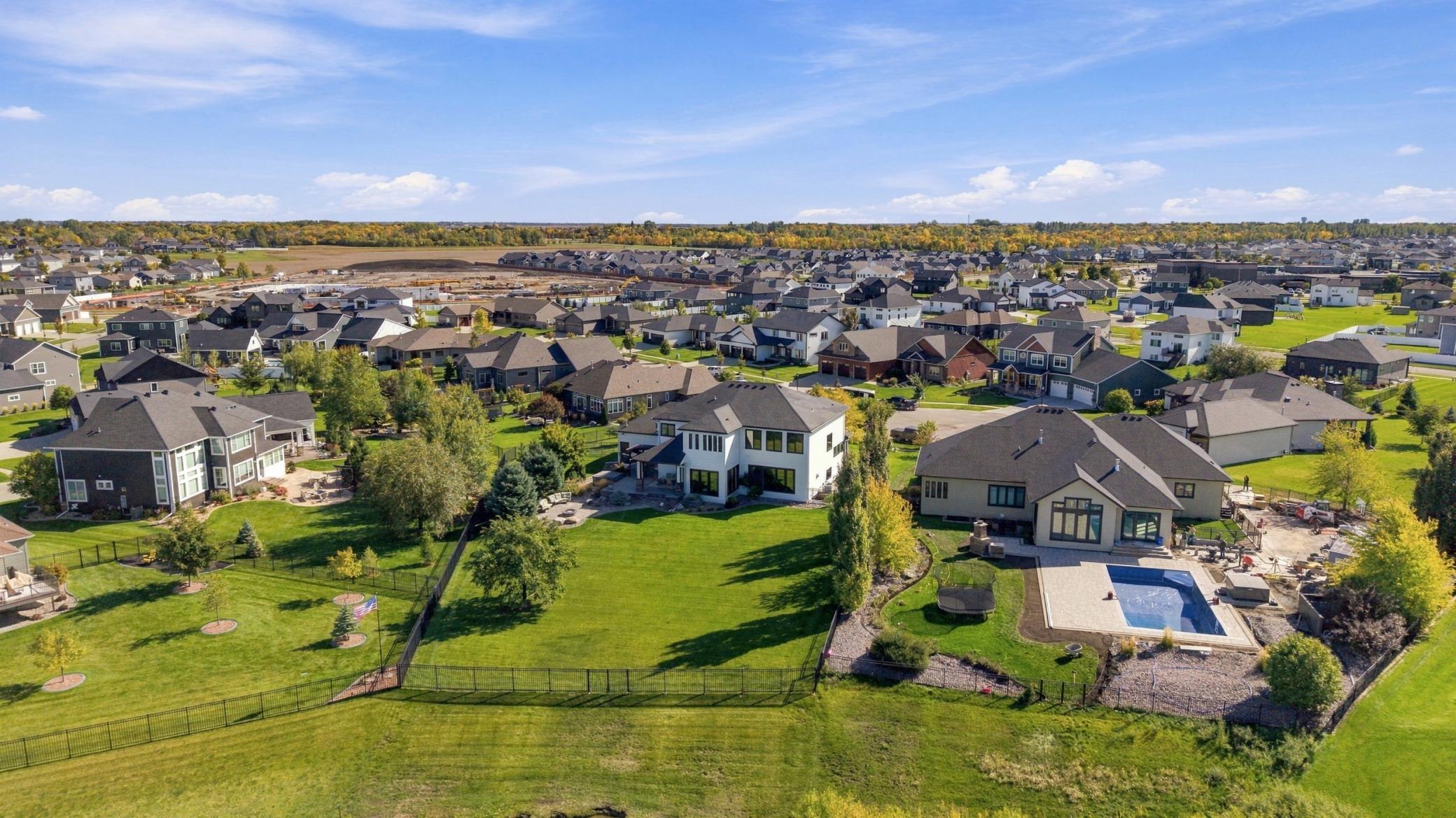 2013 single family home for sale at 1060 49th Terrace W in West Fargo, ND — 7 bed, 5 bath (photo 48 of 57)