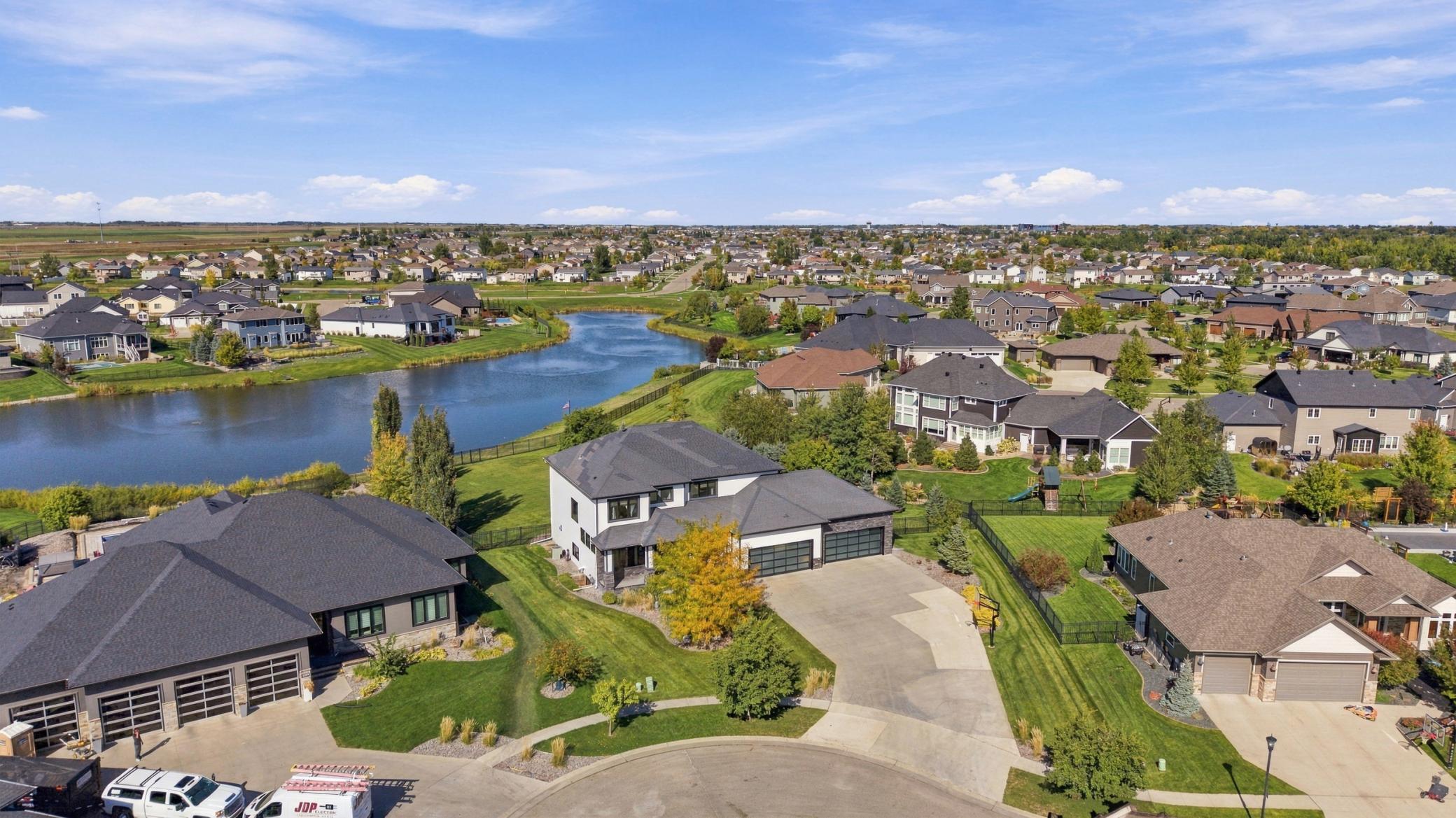 2013 single family home for sale at 1060 49th Terrace W in West Fargo, ND — 7 bed, 5 bath (photo 50 of 57)