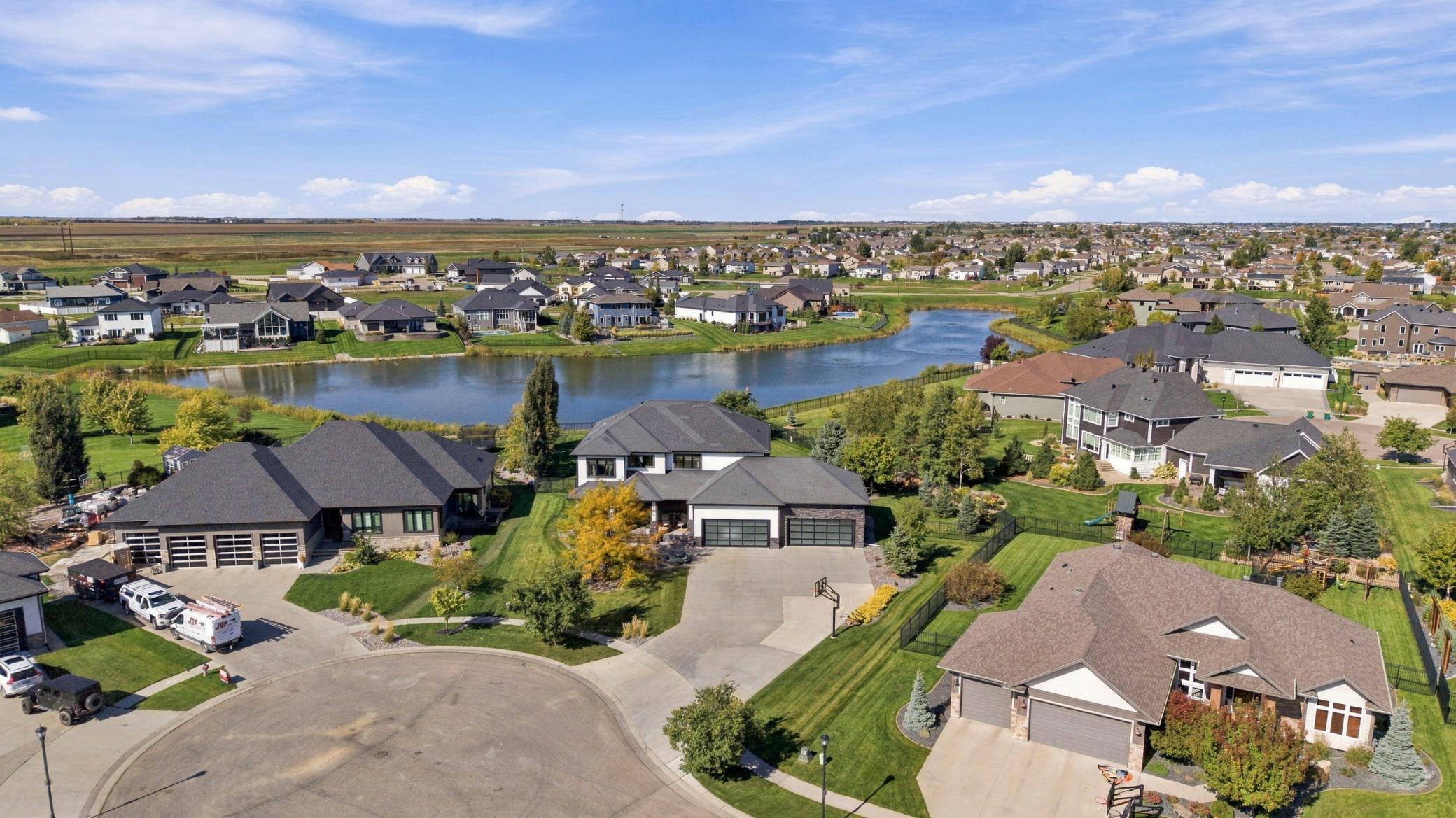 2013 single family home for sale at 1060 49th Terrace W in West Fargo, ND — 7 bed, 5 bath (photo 51 of 57)