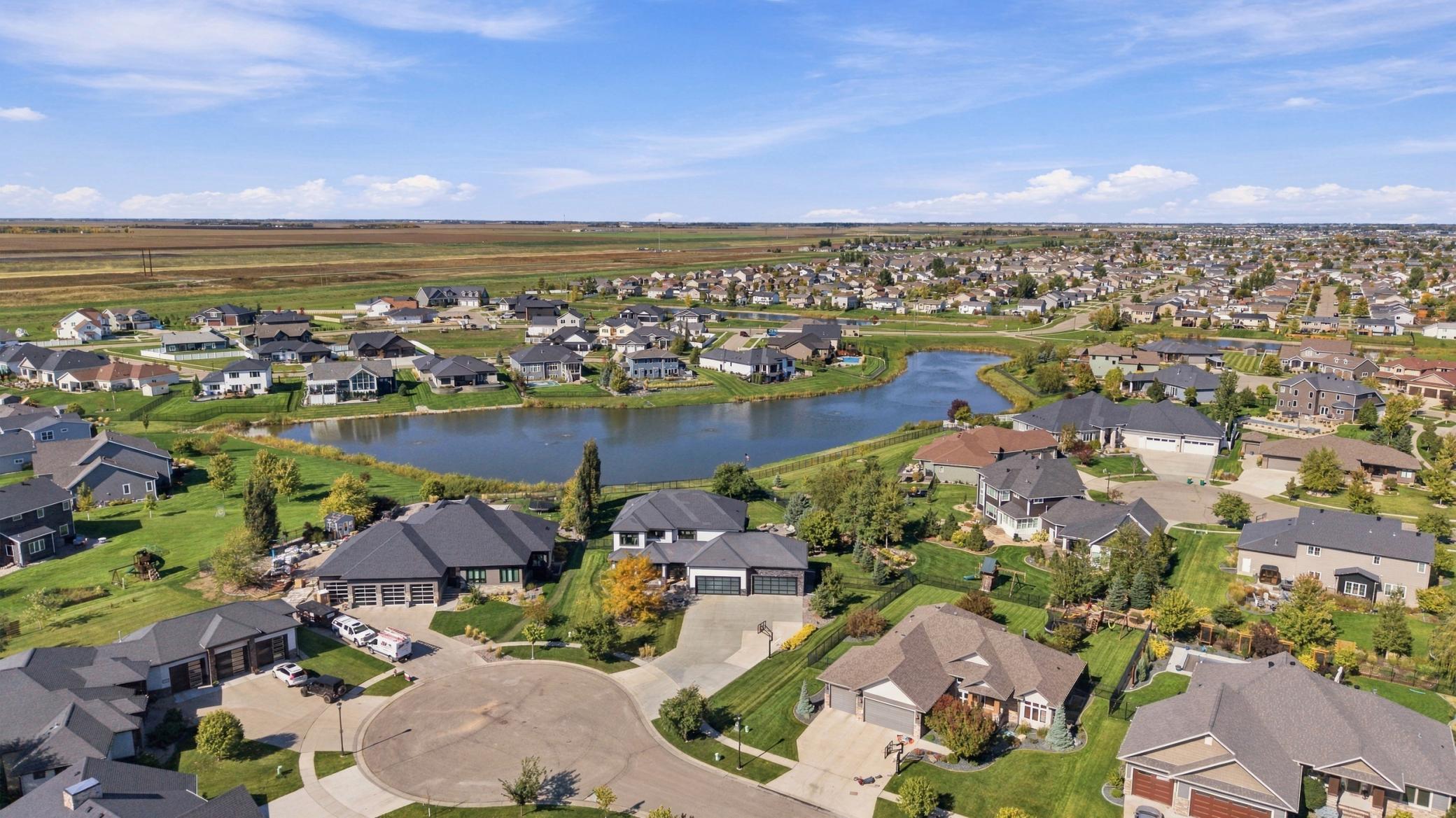 2013 single family home for sale at 1060 49th Terrace W in West Fargo, ND — 7 bed, 5 bath (photo 52 of 57)
