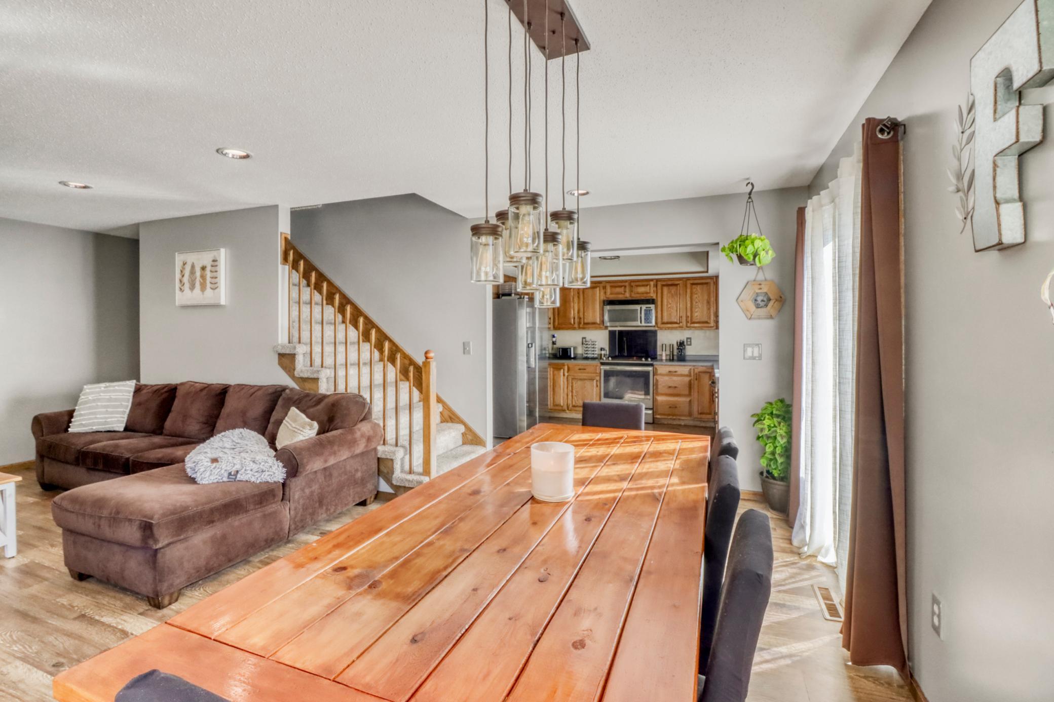 1985 twin home for sale at 2306 26 1/2 Court S in Fargo, ND — 3 bed, 3 bath (photo 15 of 47)